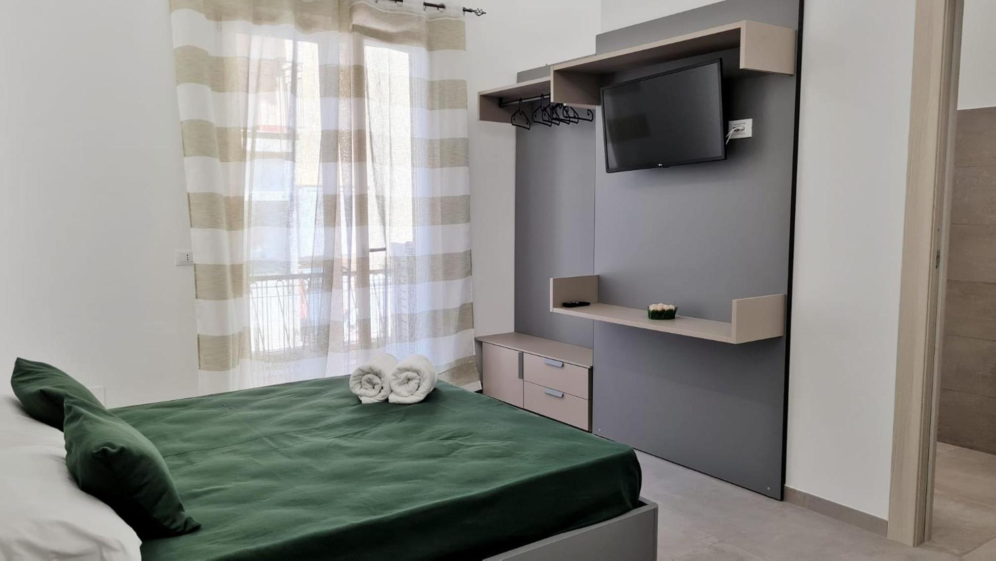 RossHouse en Sorrento — hotel room