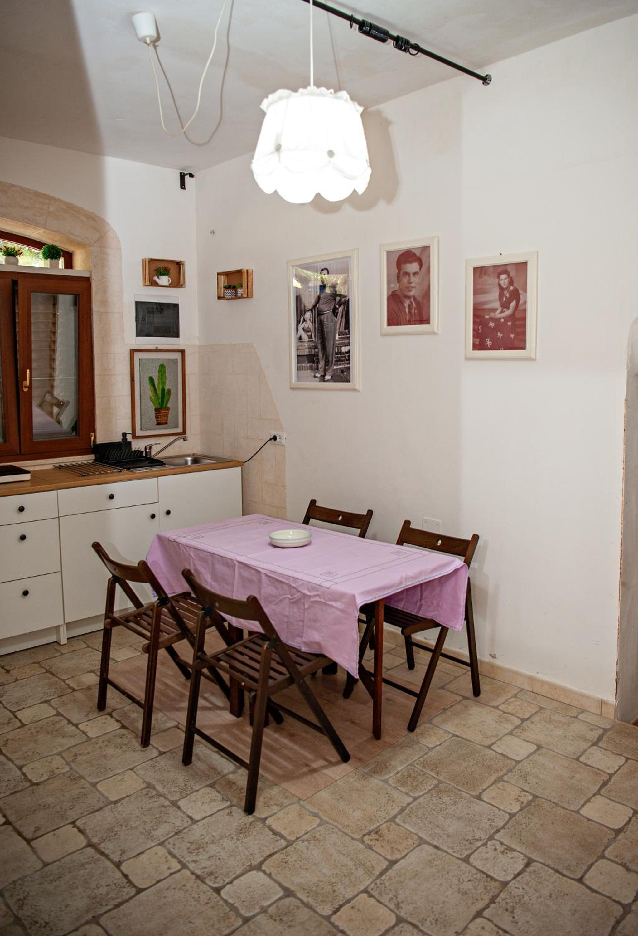 Photo 49