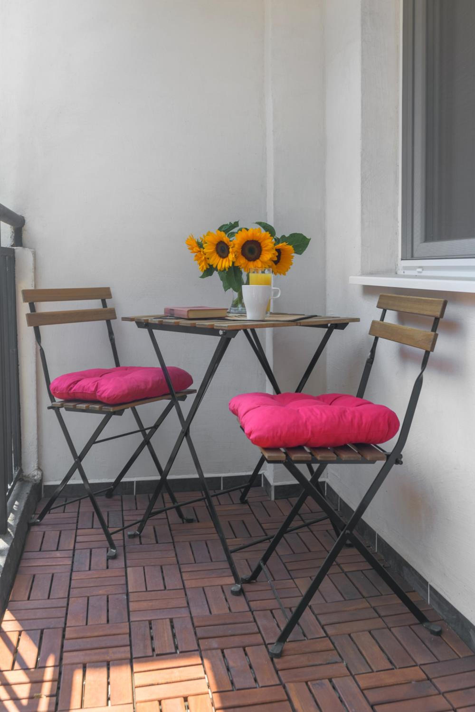 WILLY-ANDON APARTMENT view 2