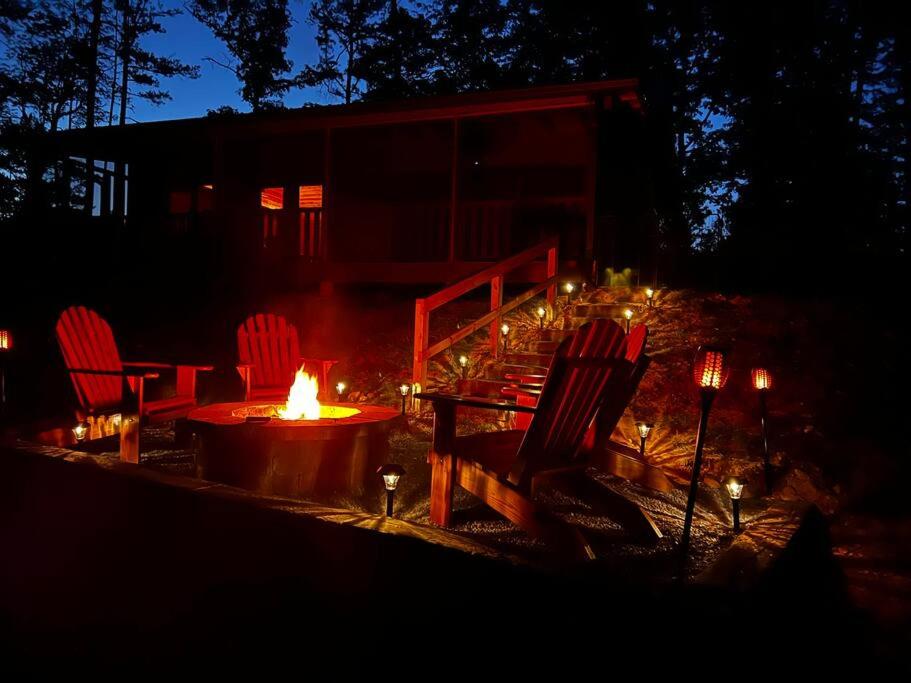 Goldyloks' Cottage is "Just Right!" for you! Near Murphy, NC and Blairsville, GA view 2
