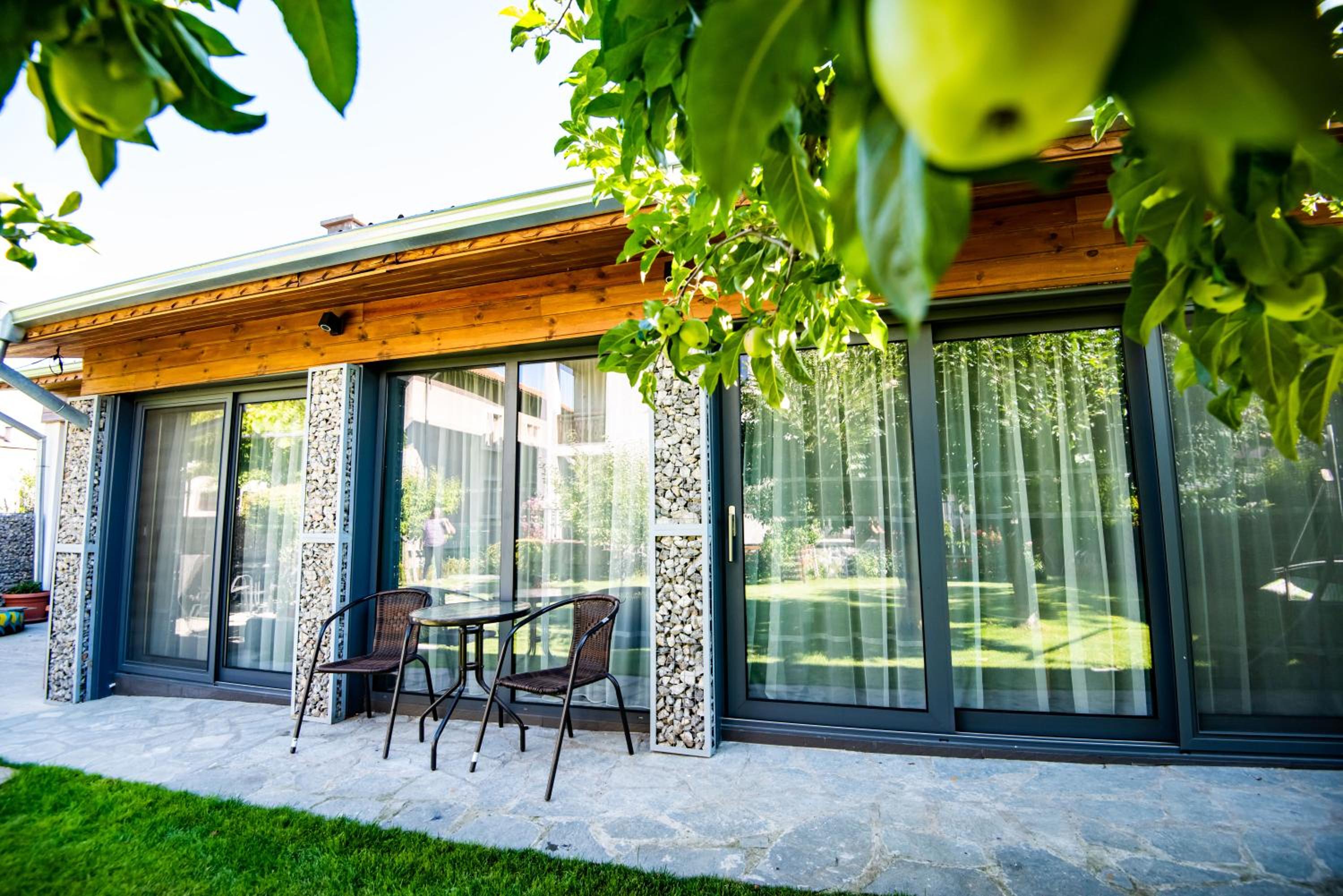 Guest House 7