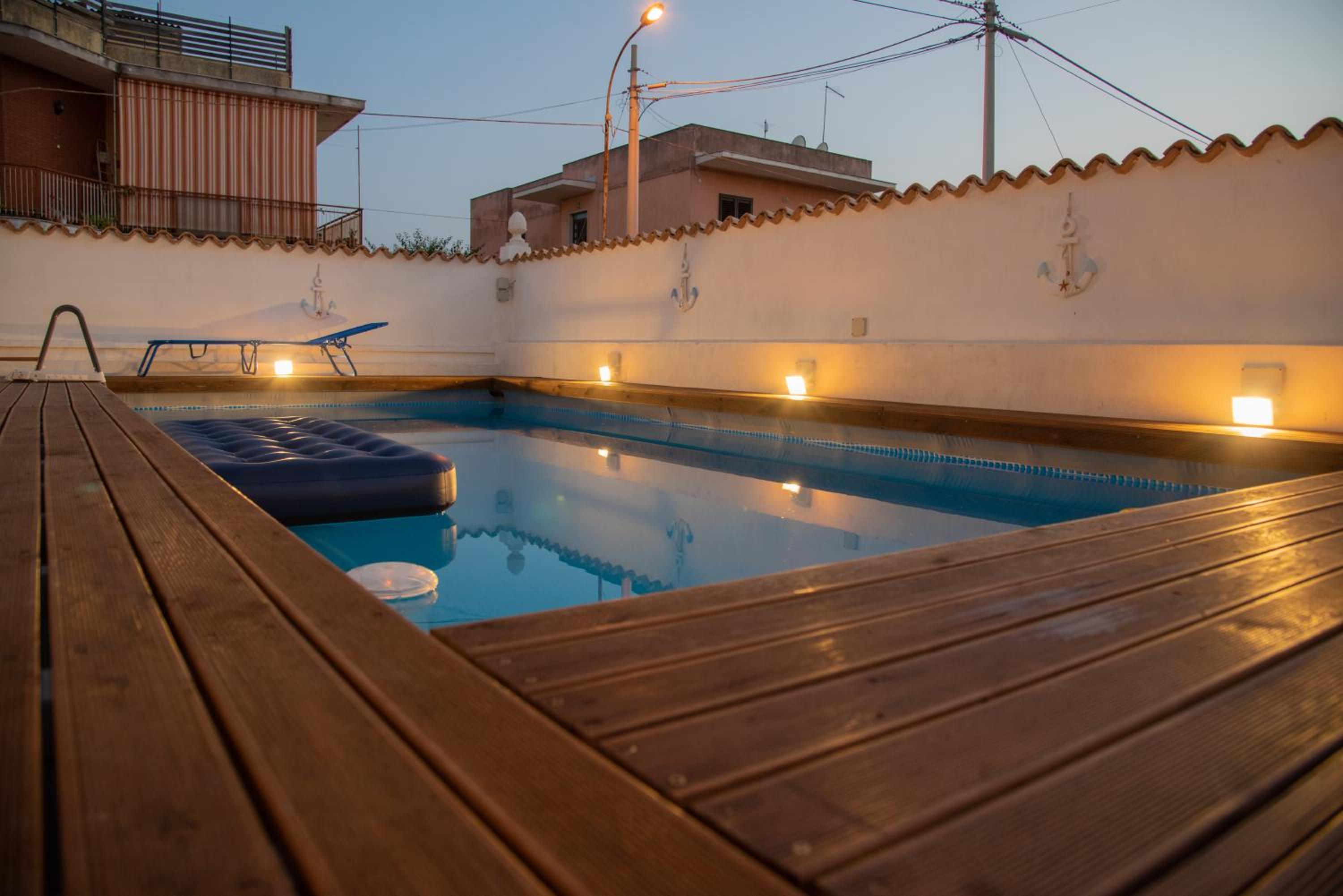 A & G RELAX ROOMS view 3