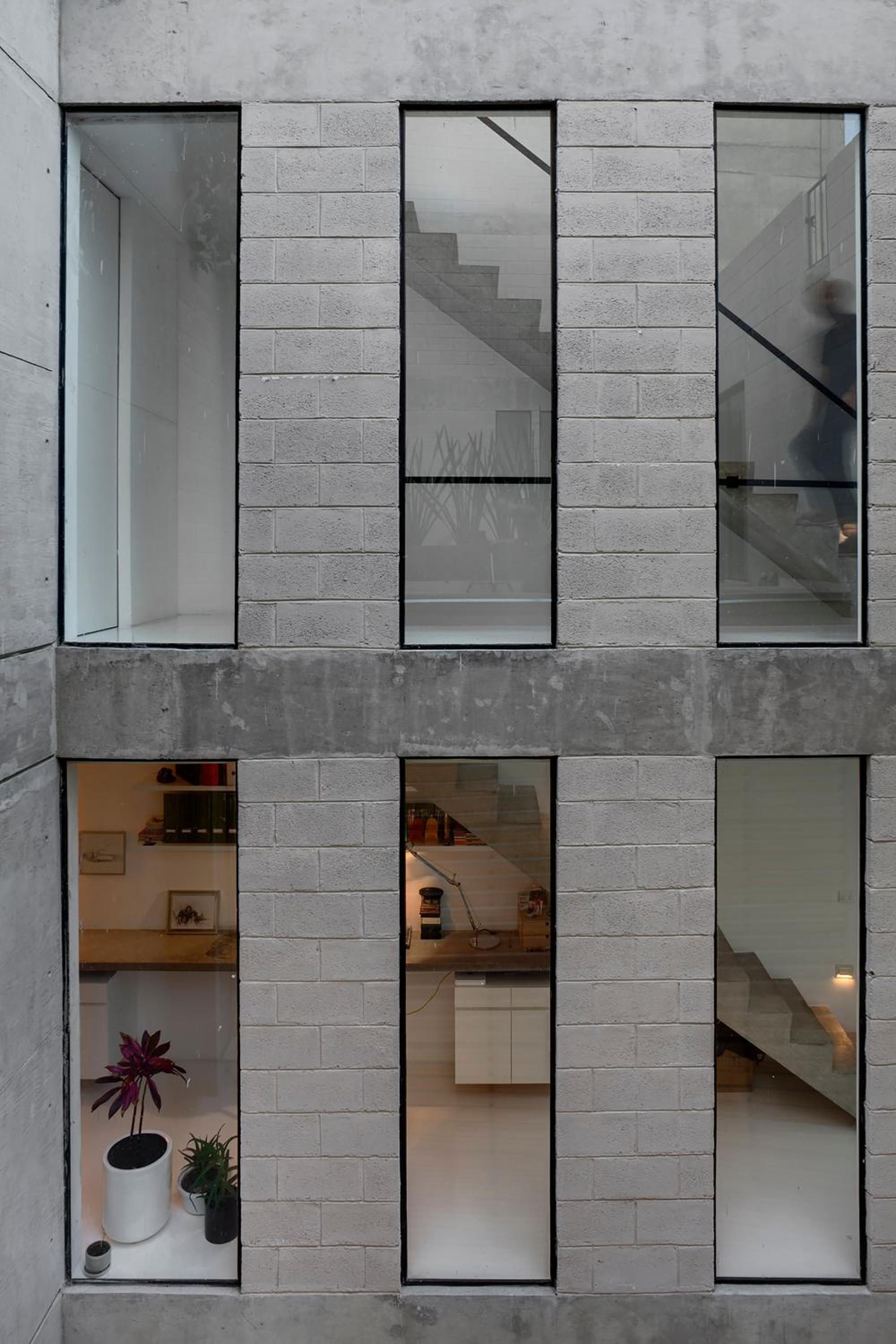 Chic Design with Roof Garden and AC — Mexico City