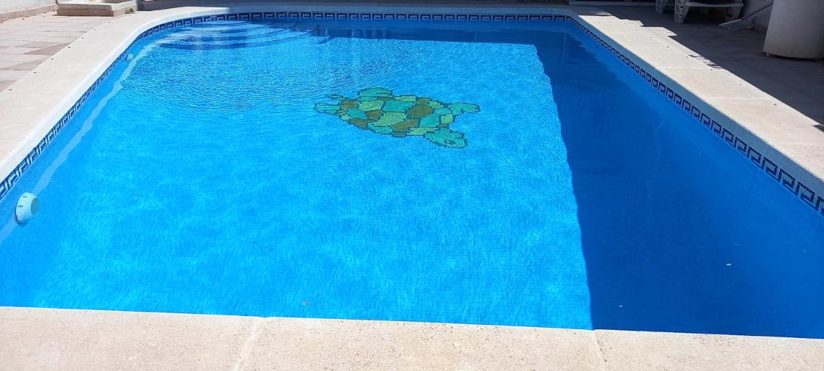 Fabulous Holiday home with private swimming pool photo 5