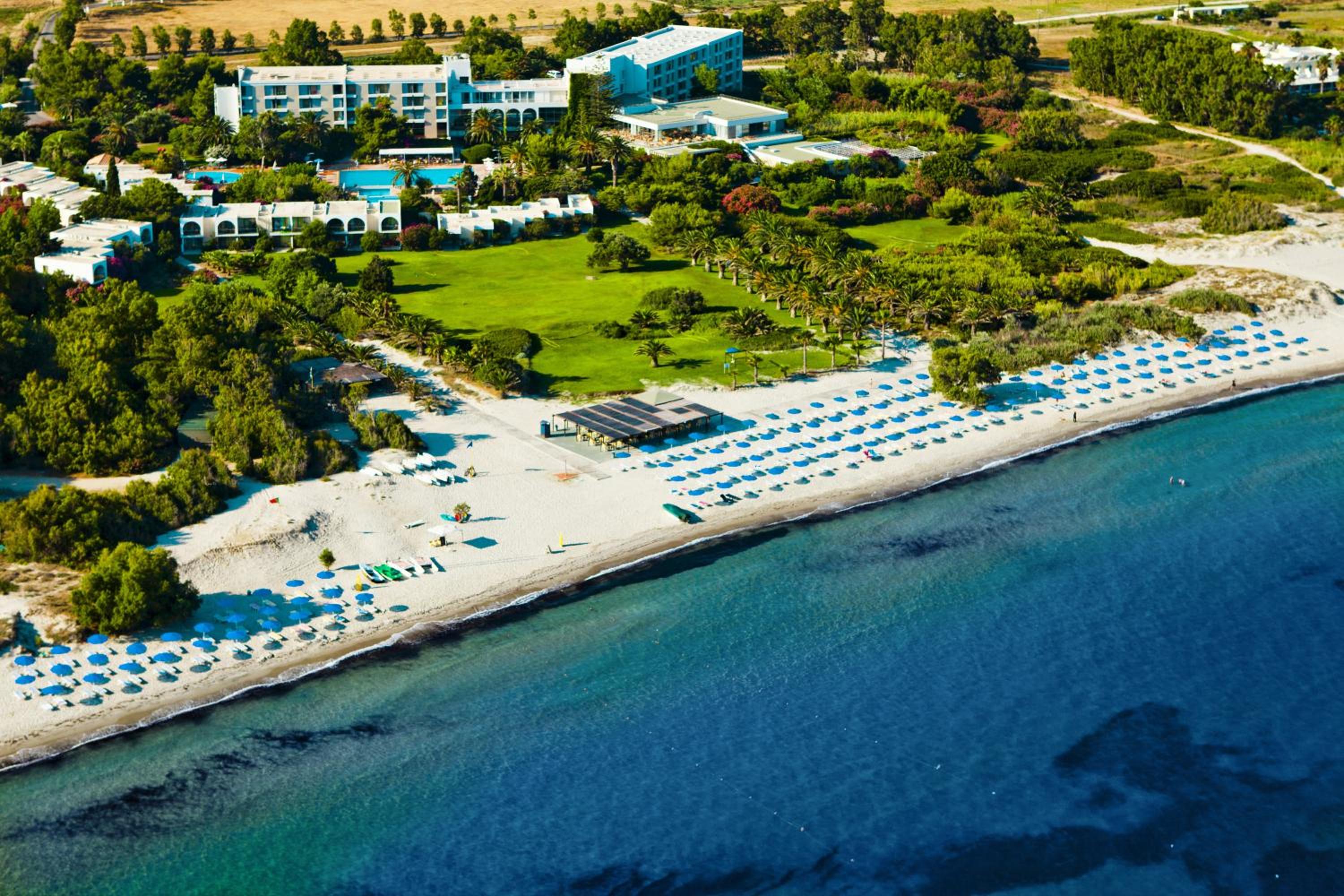 Caravia Beach Hotel