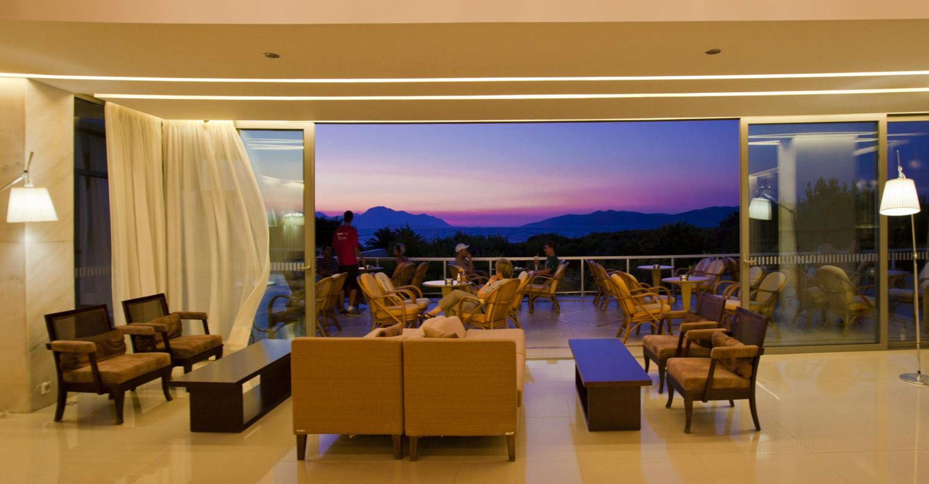 Caravia Beach Hotel
