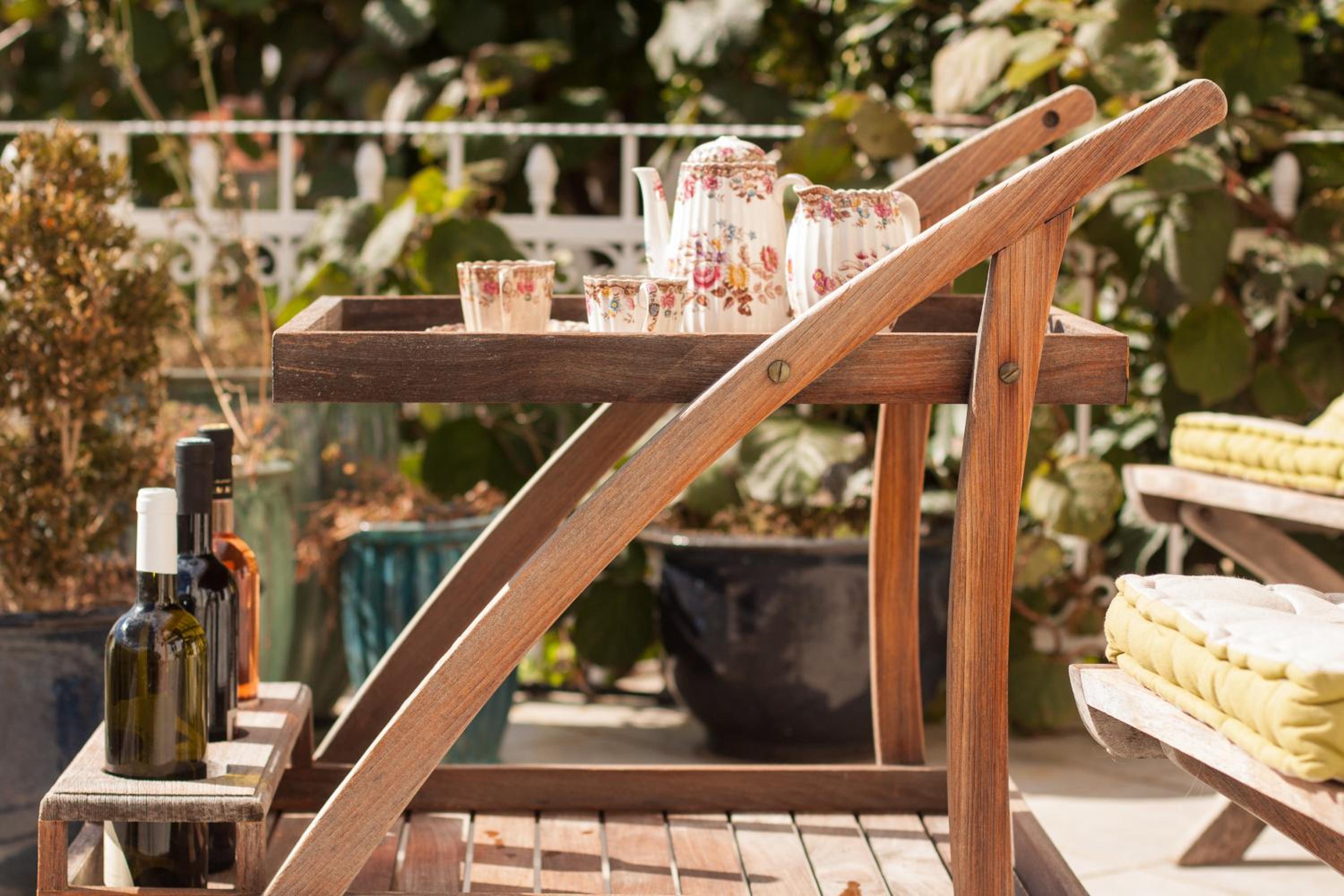 Secret Garden Apartment by Irundo
