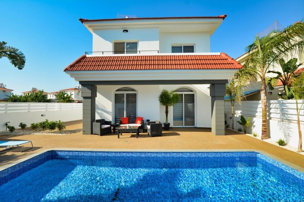 Villa Mario - 2min walk from Kapparis Beach