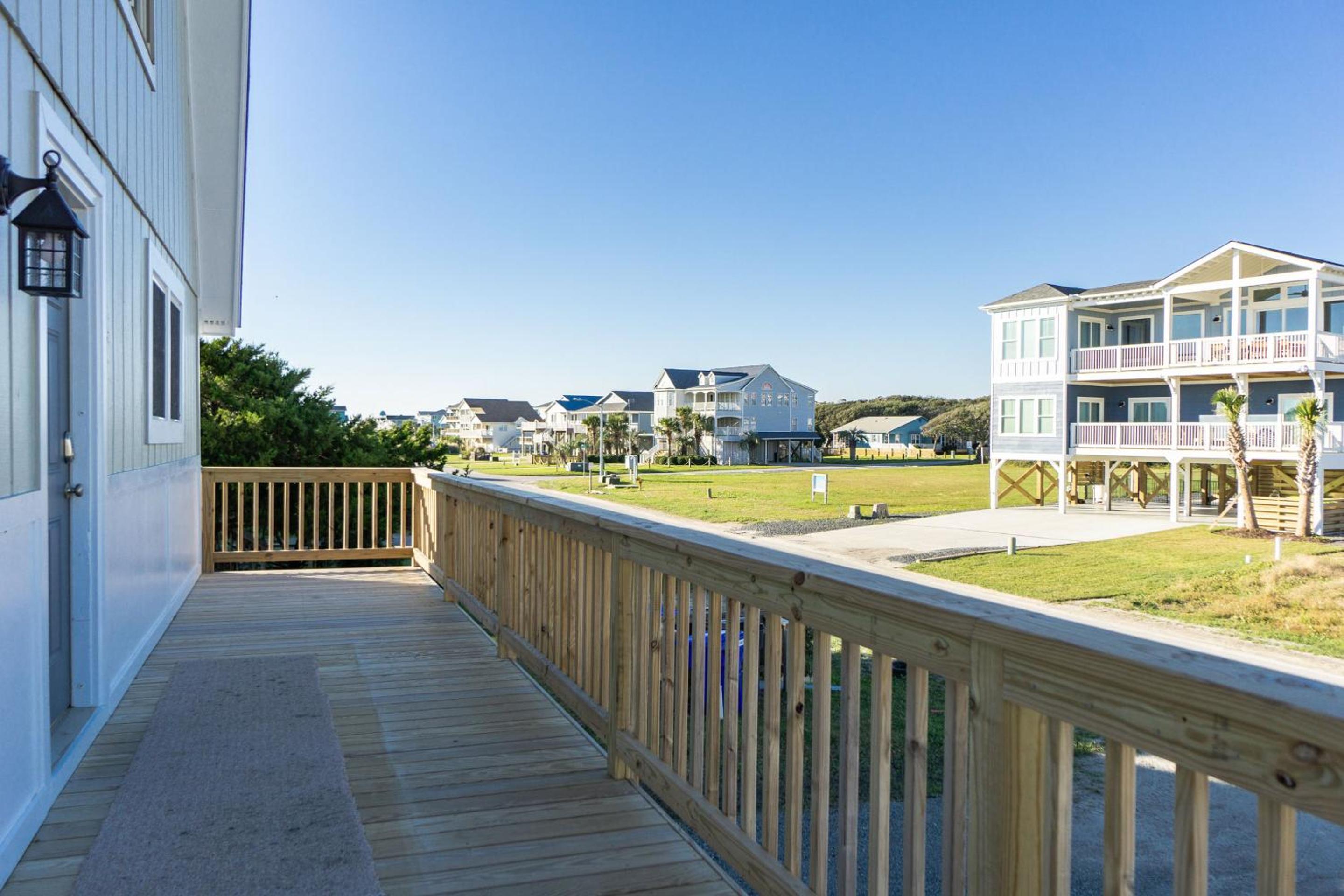 Beach Barn by Oak Island Accommodations view 2