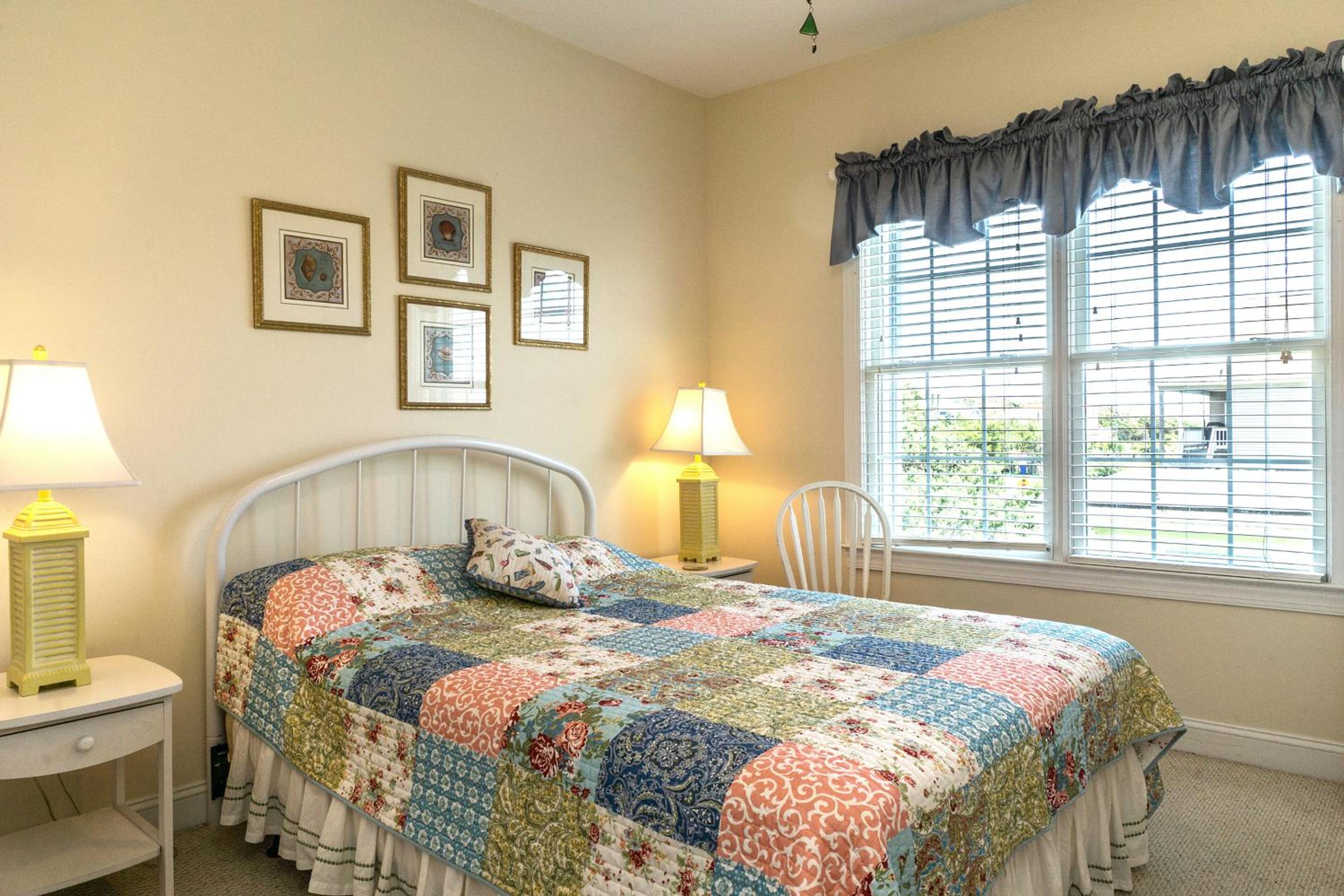 Beach Joy by Oak Island Accommodations view 4