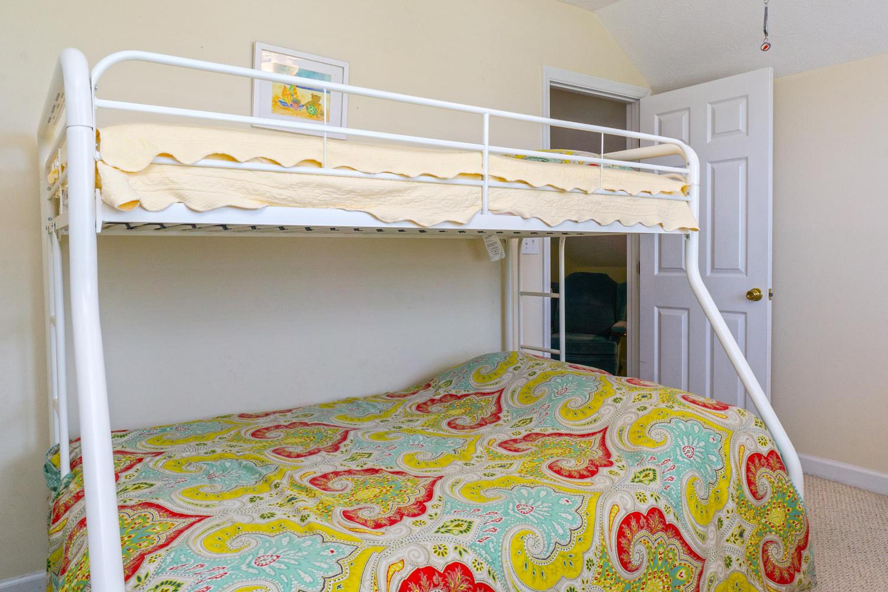 Beach Joy by Oak Island Accommodations view 5