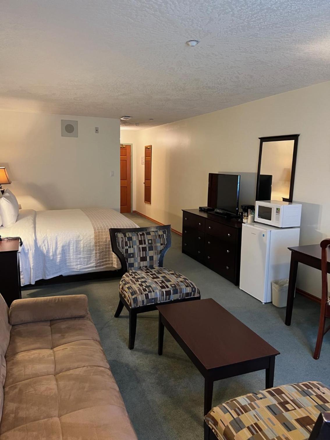 Nanaimo Vacations - The Grand Hotel Nanaimo - Property Image 5