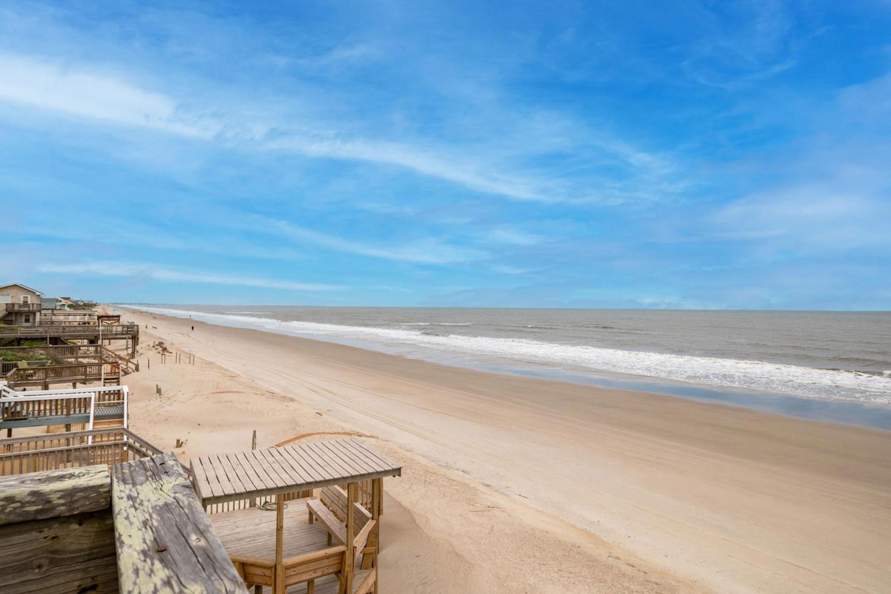 10 Conch Too by Oak Island Accommodations view 3