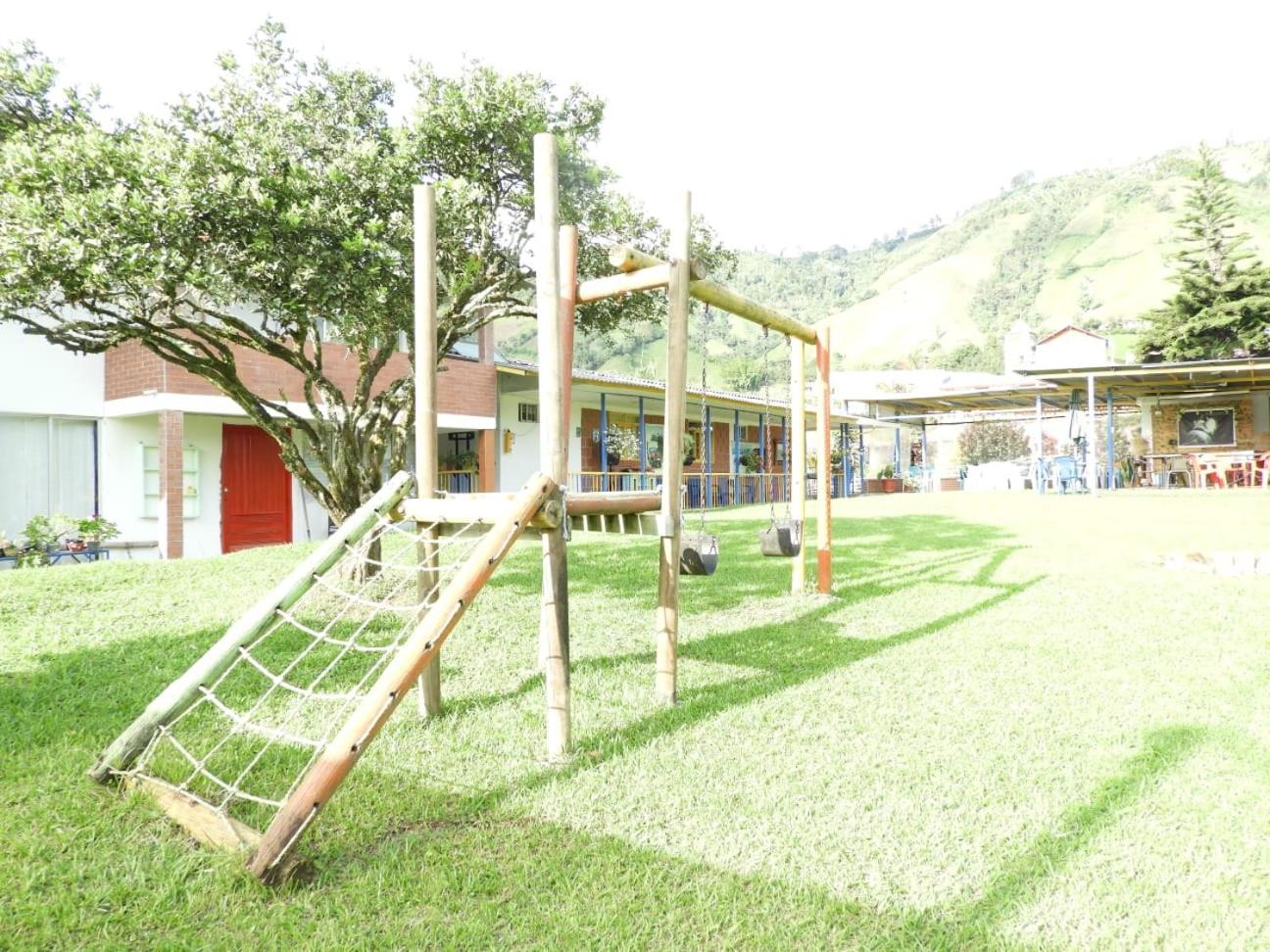 LA RIVERA HOSTERIA CAMPESTRE