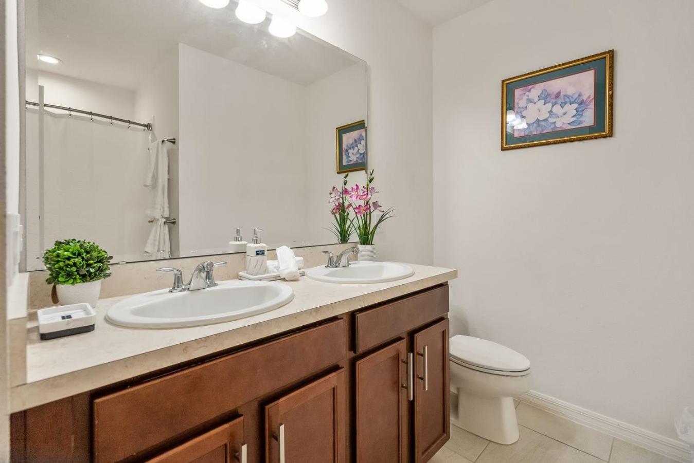 Peaceful 3 bedrooms villa with Beautiful view and paver