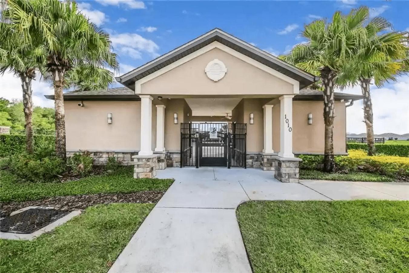 Peaceful 3 bedrooms villa with Beautiful view and paver