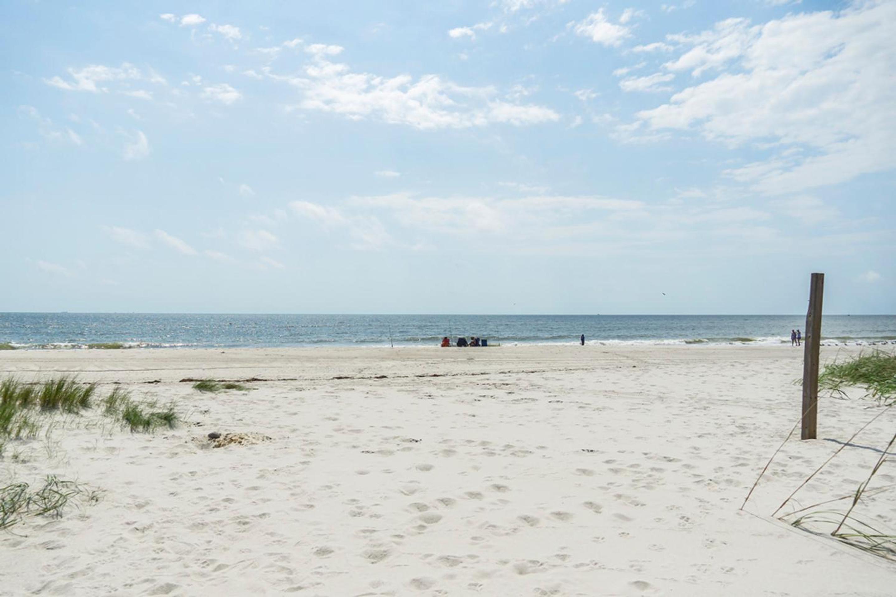 A Bella Vista by Oak Island Accommodations view 5