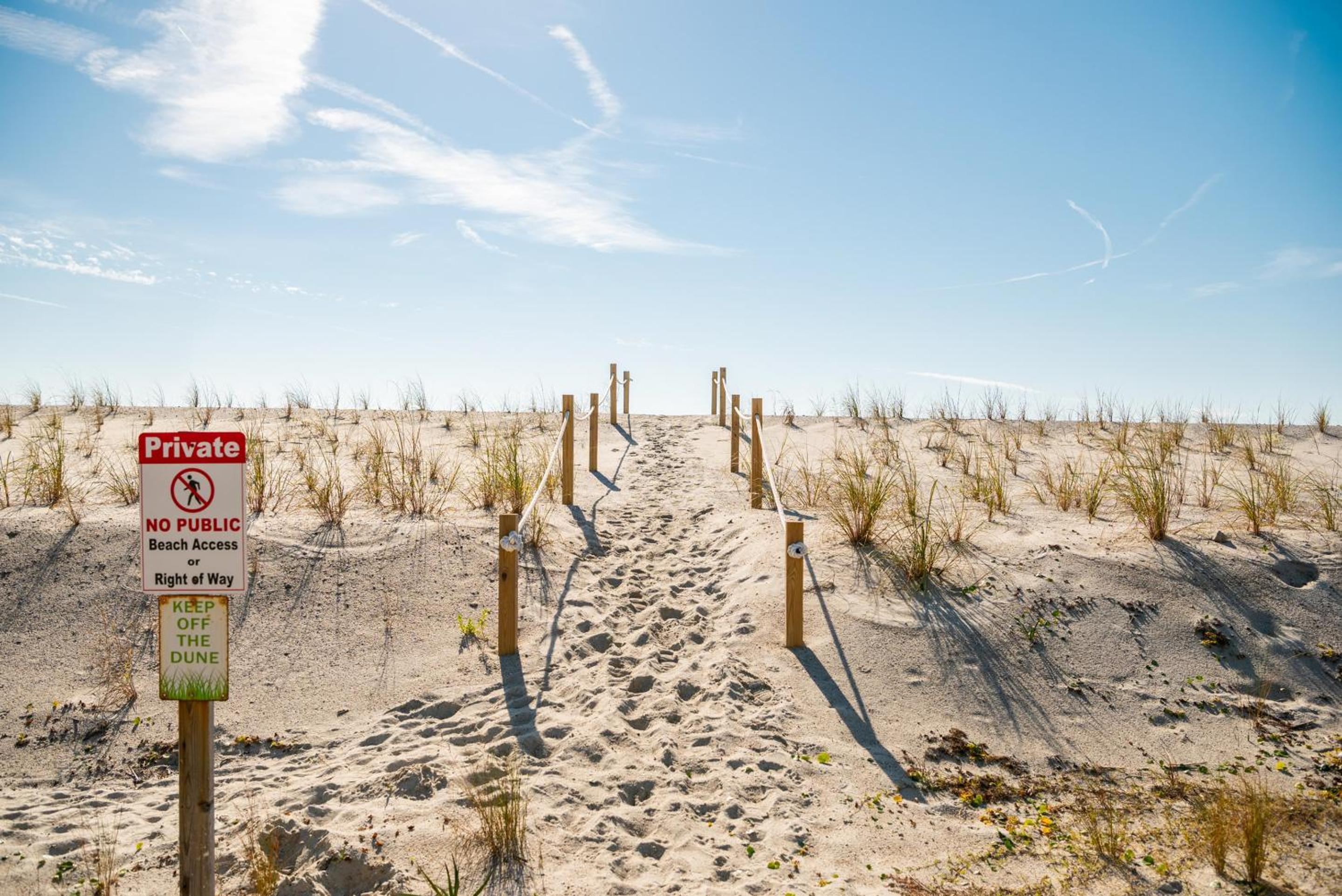 Once Upon A Tide by Oak Island Accommodations view 3