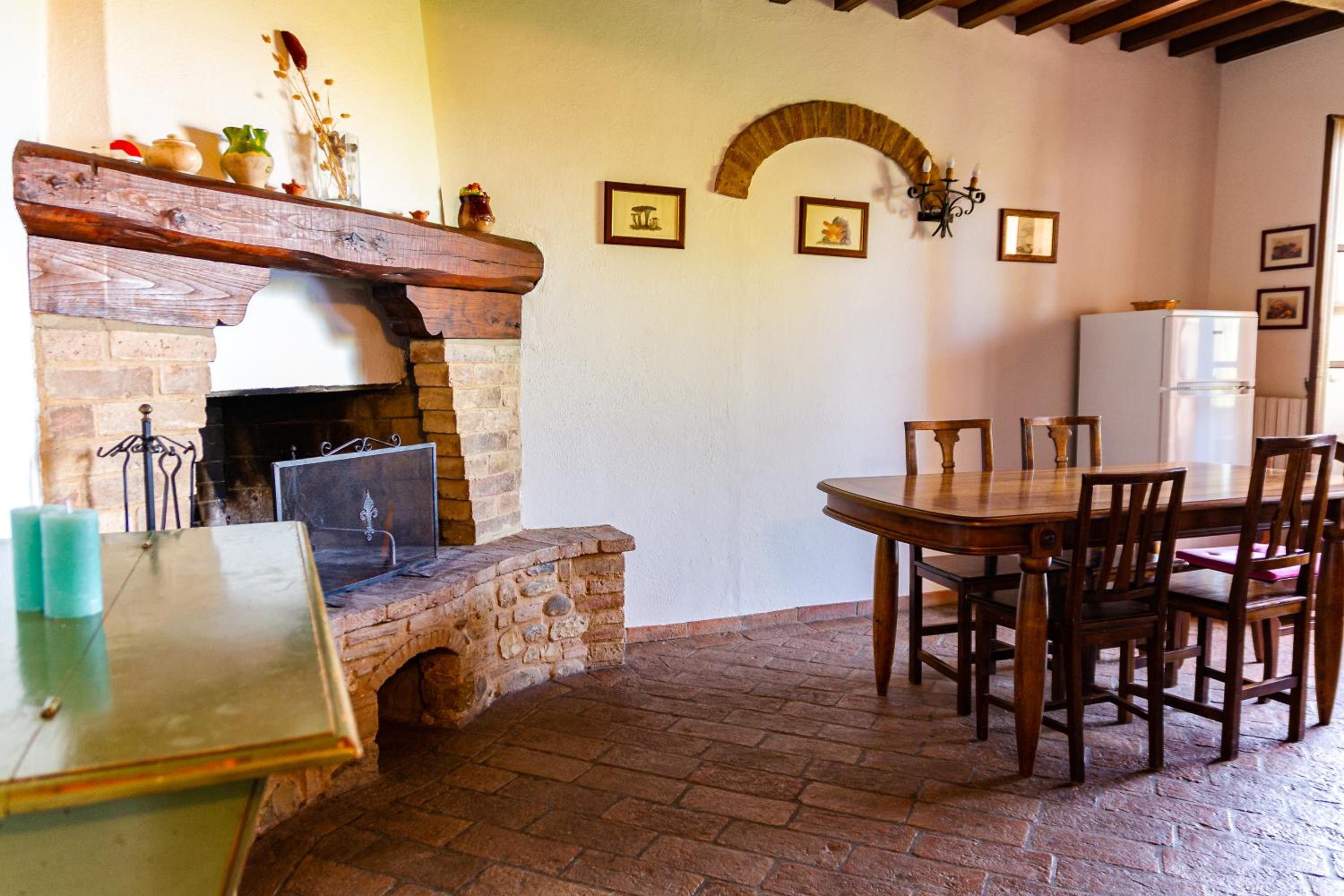 Podere Mezzastrada - Place of Charme