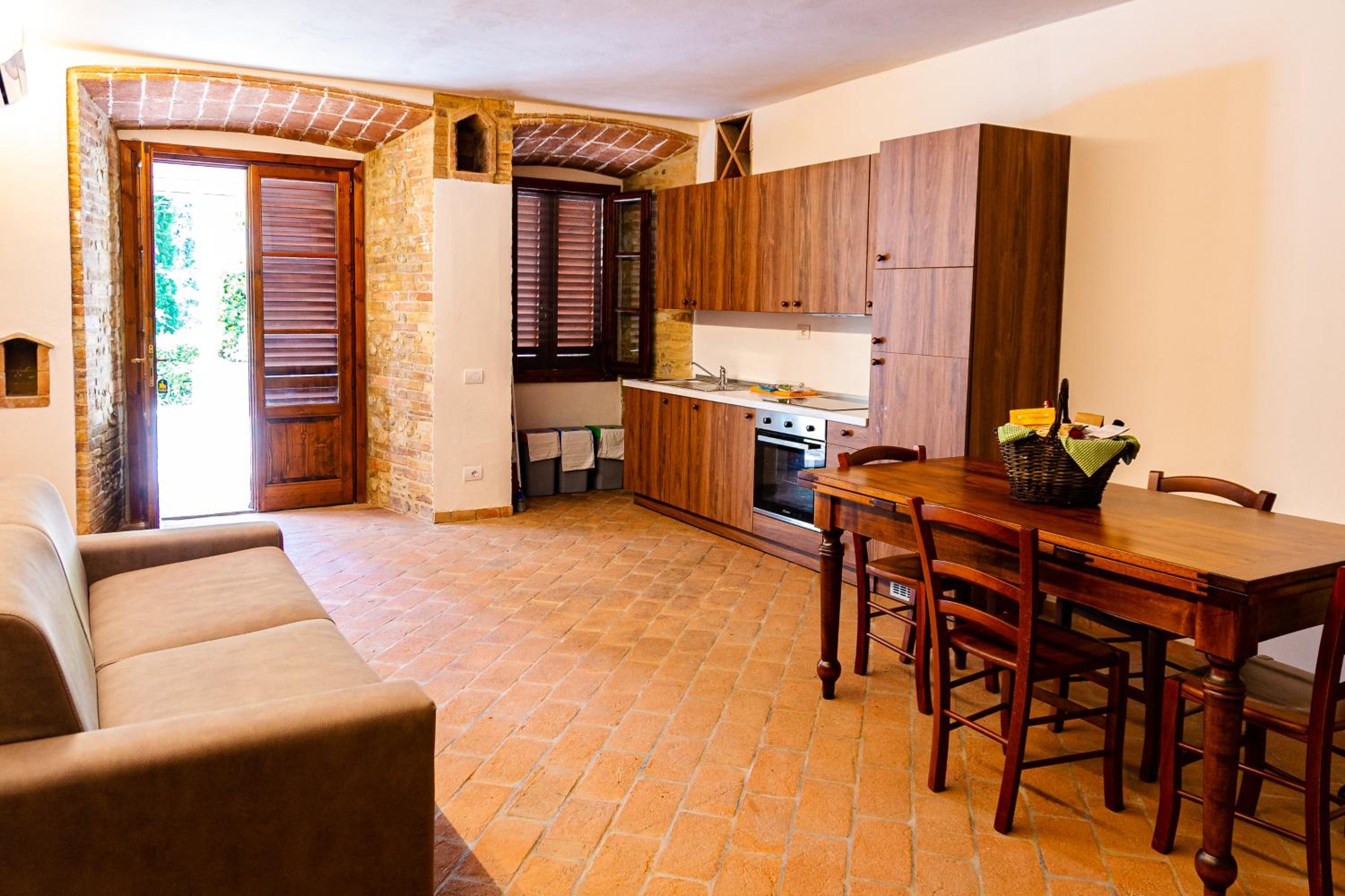 Podere Mezzastrada - Place of Charme