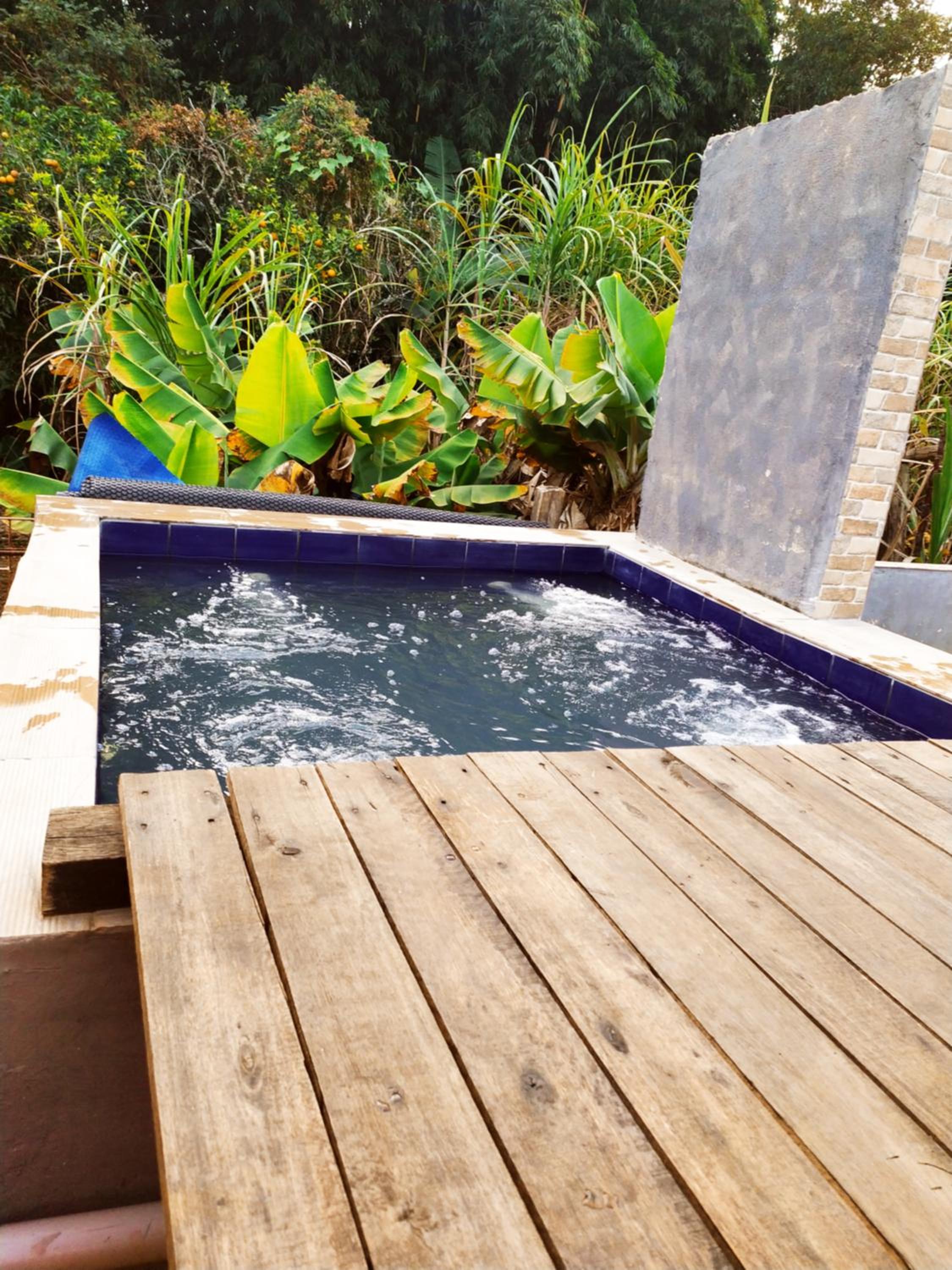 Chácara com piscina área de lazer completa estilo rústico em Socorro