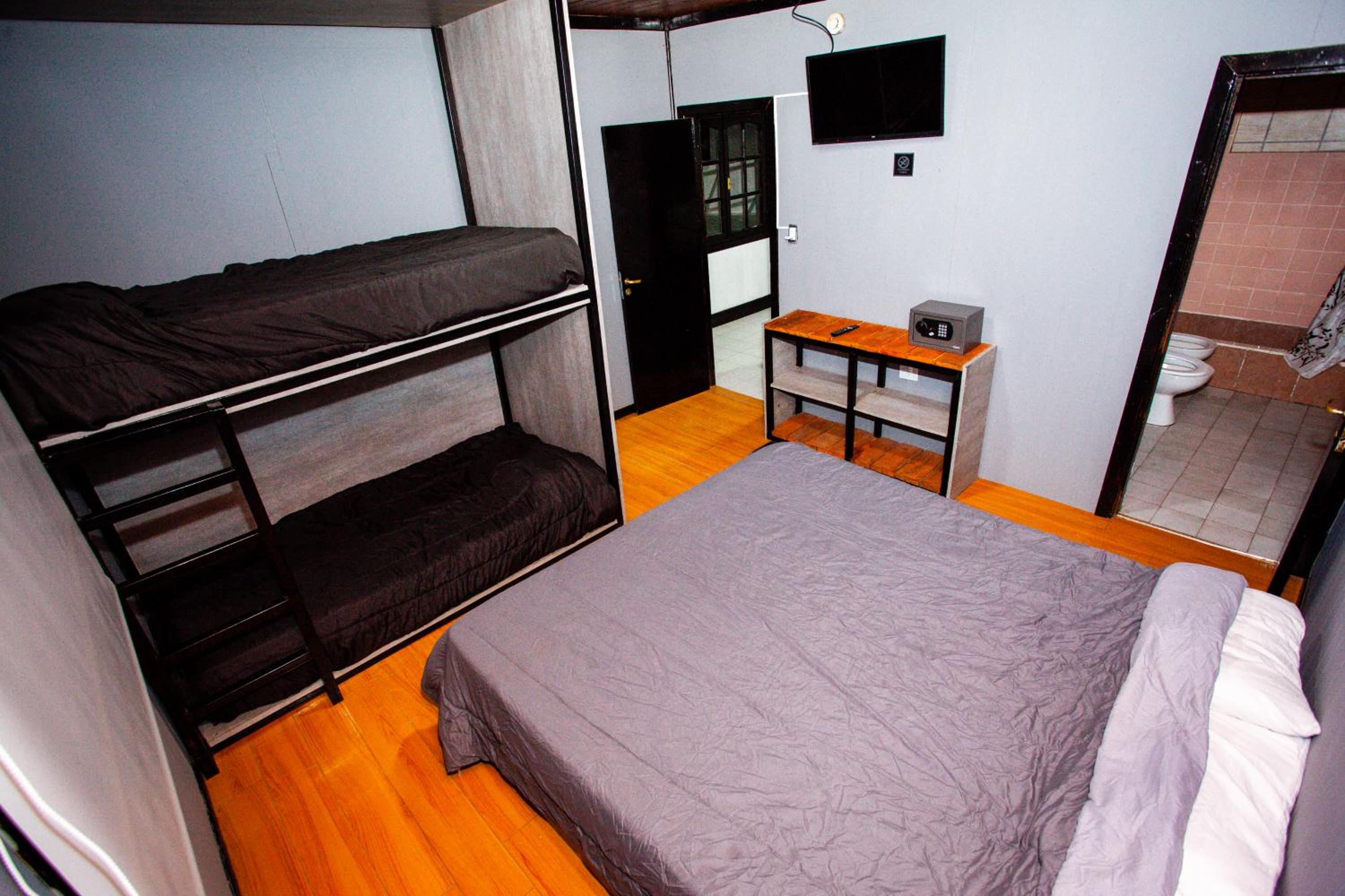 El Refugio Lodge Hostel