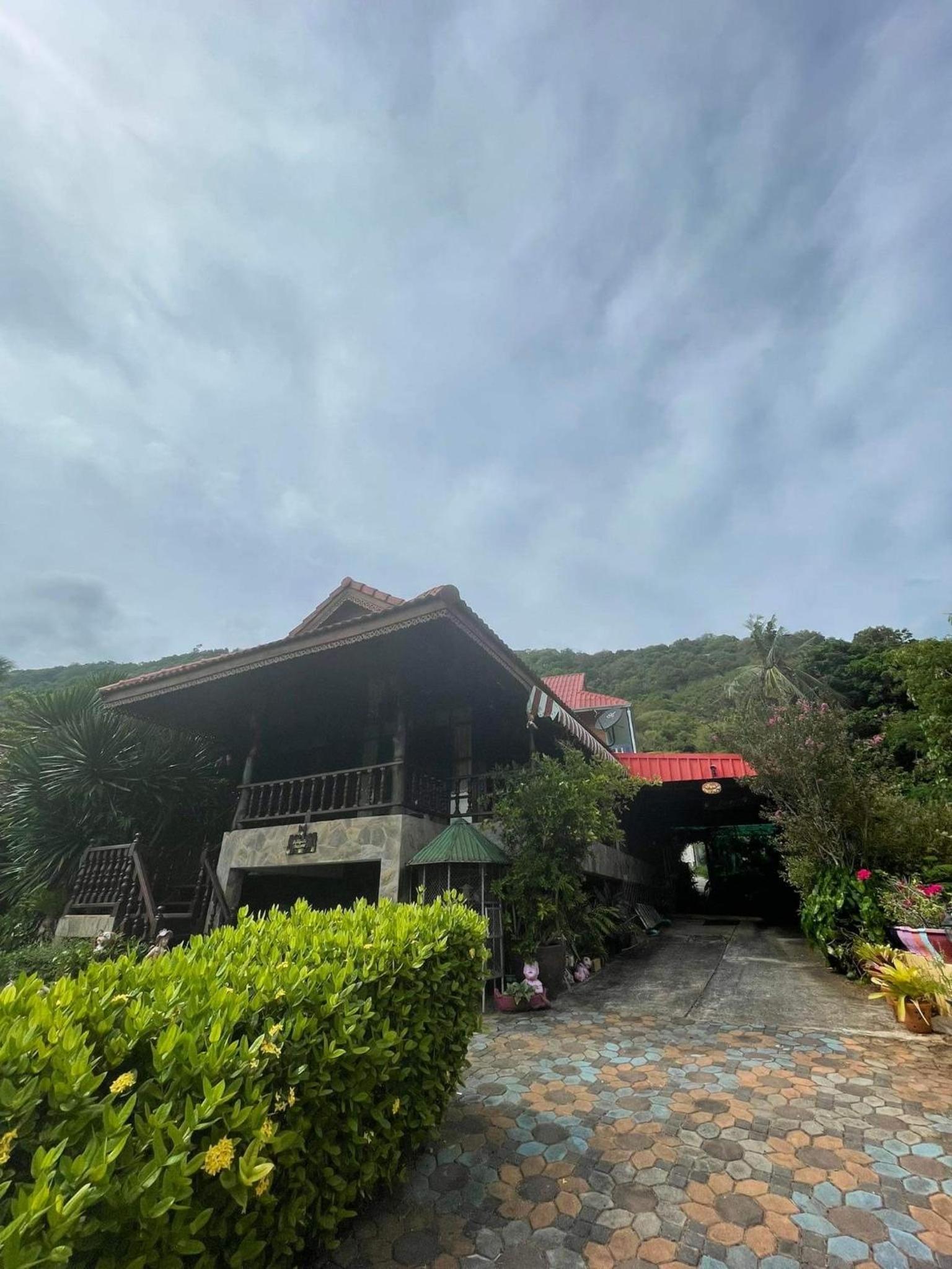 Tanyaporn House