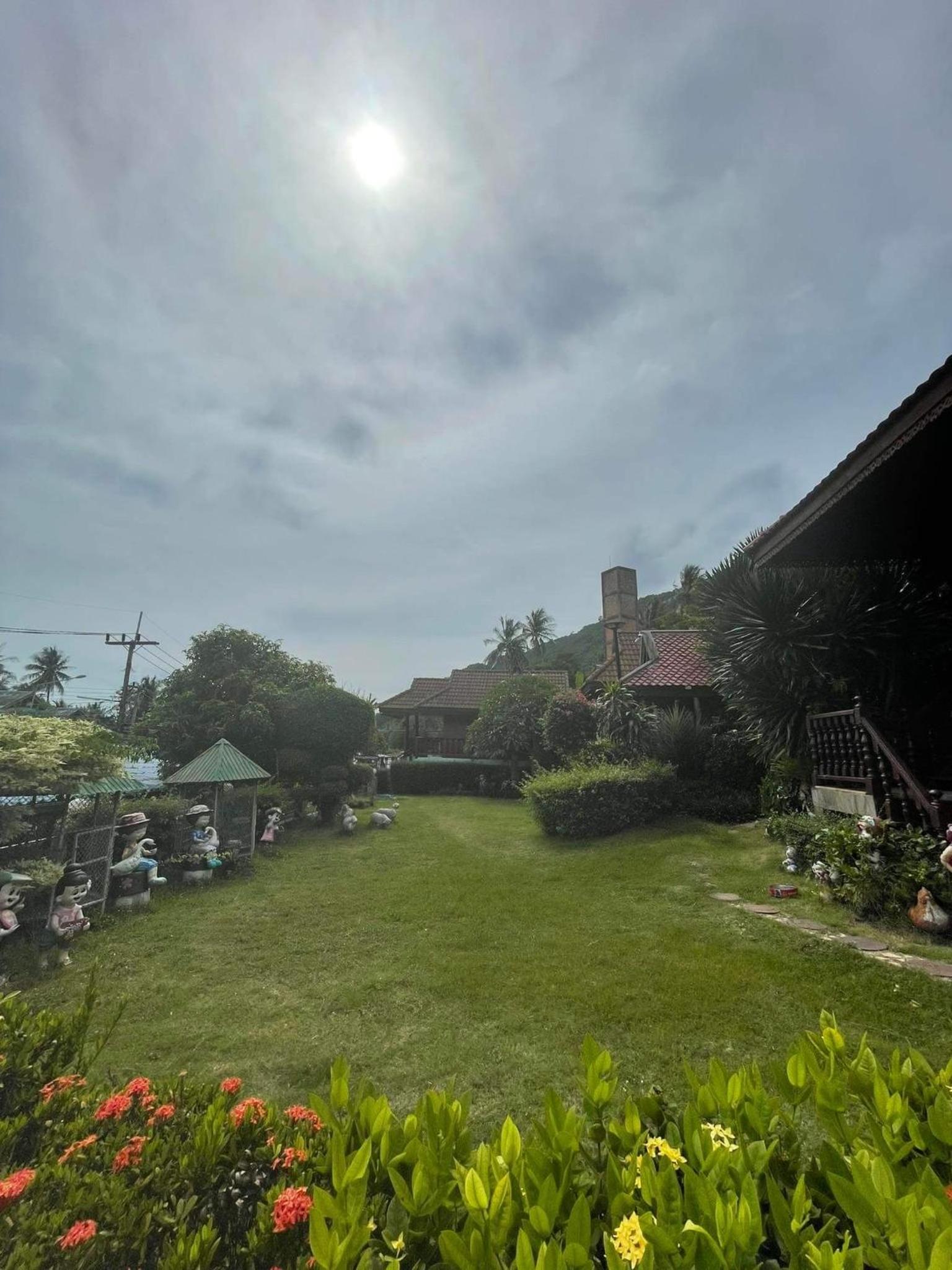Tanyaporn House