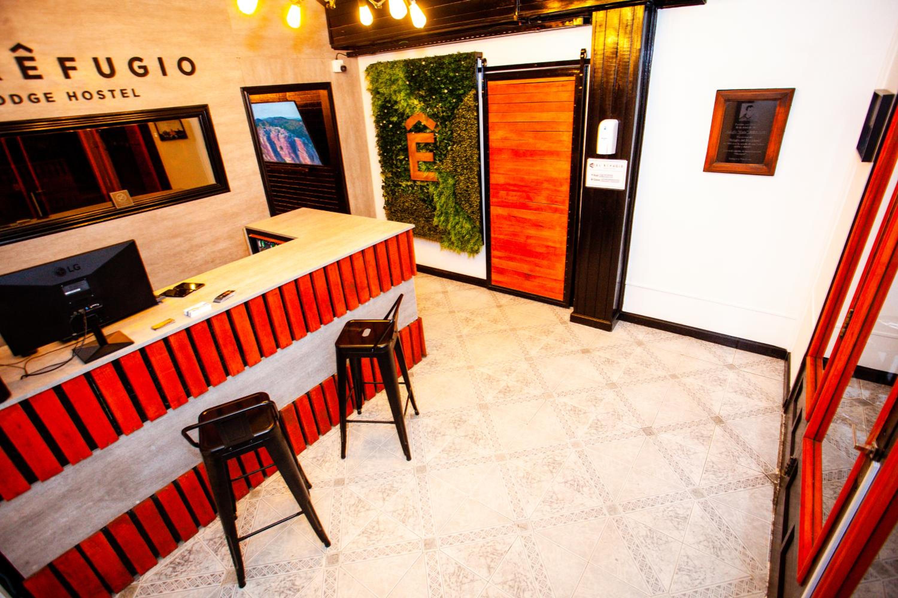 El Refugio Lodge Hostel