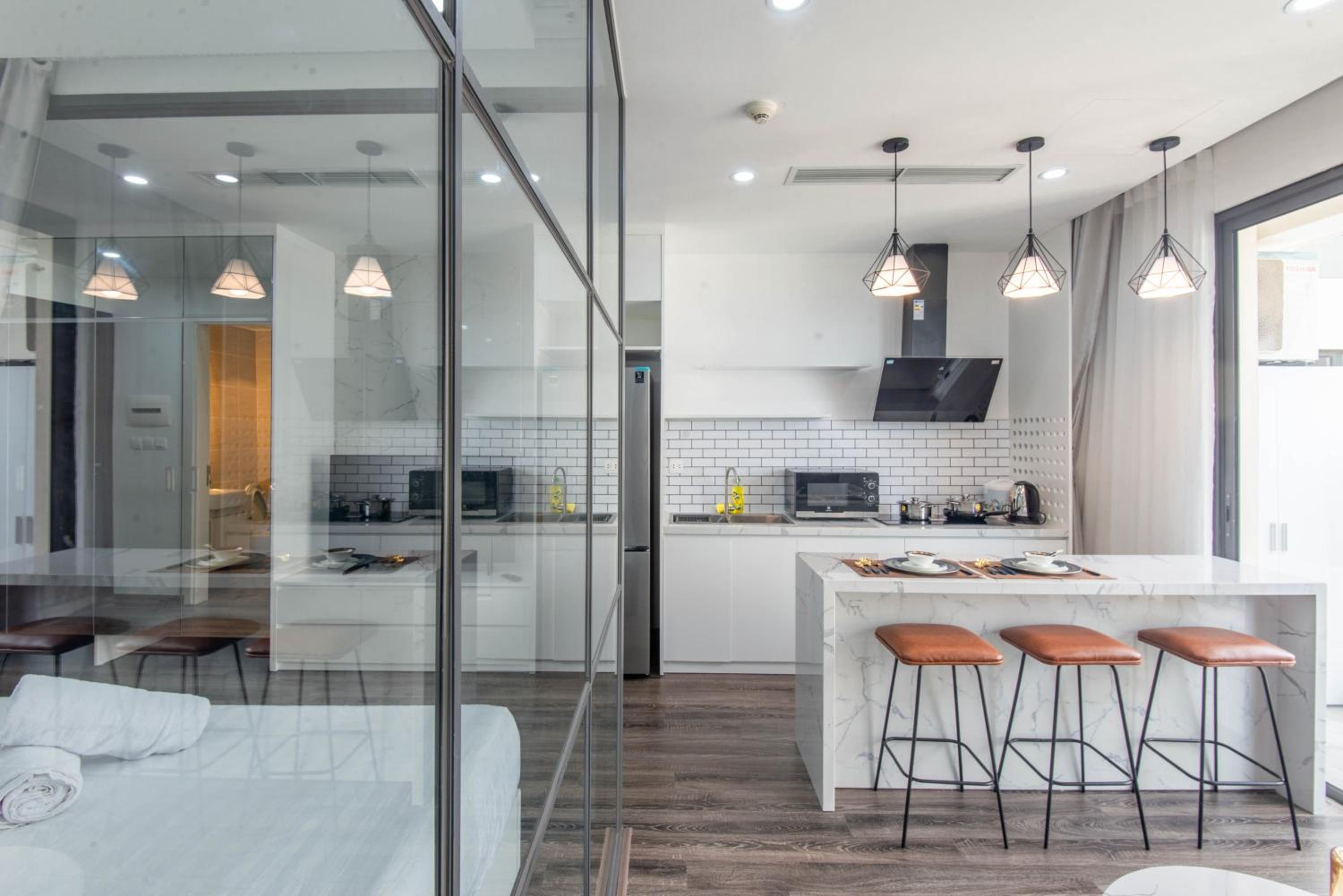 Sunny Vinhome D'Capital Apartment