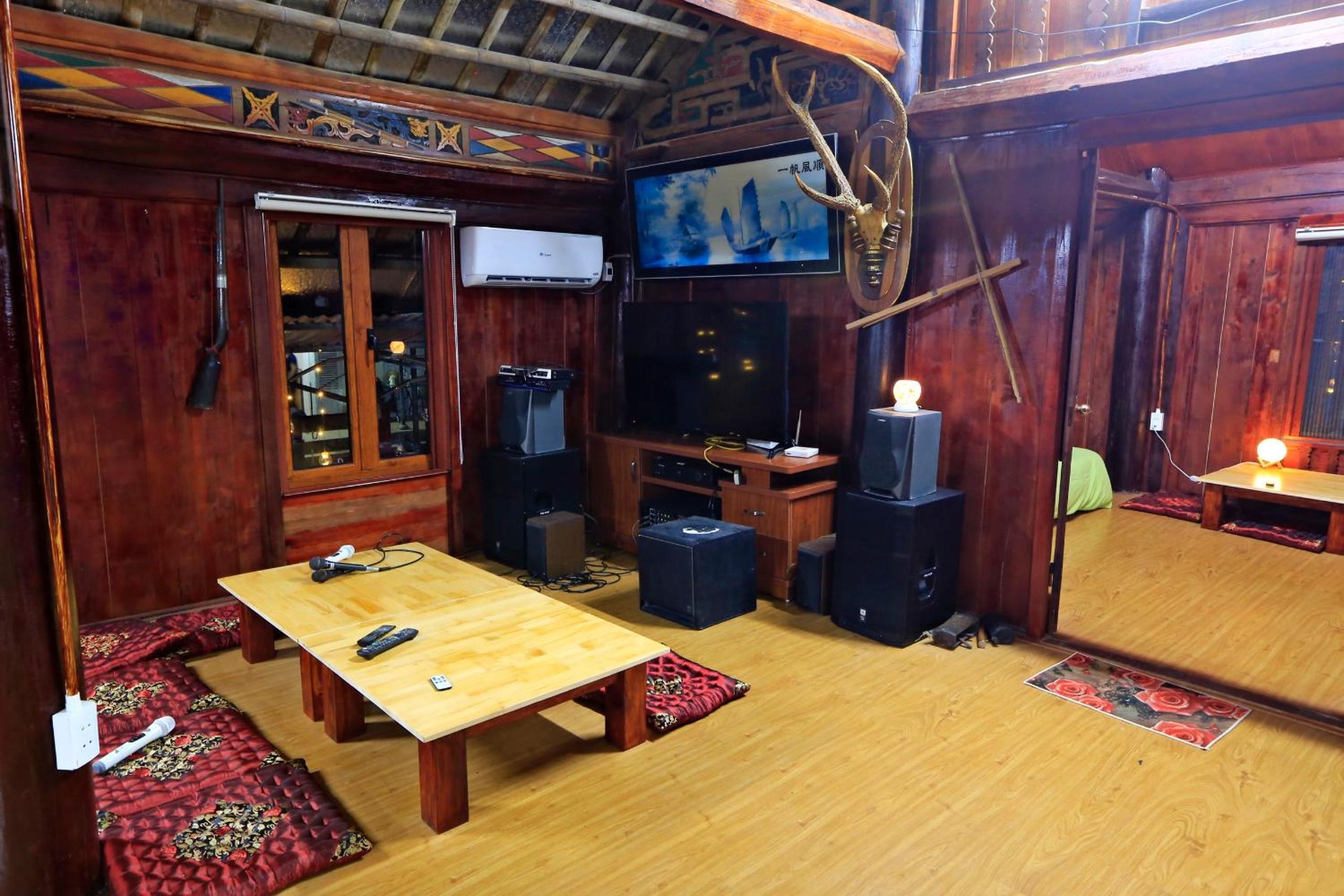 Royal Palm Garden Sóc Sơn - Venue Travel