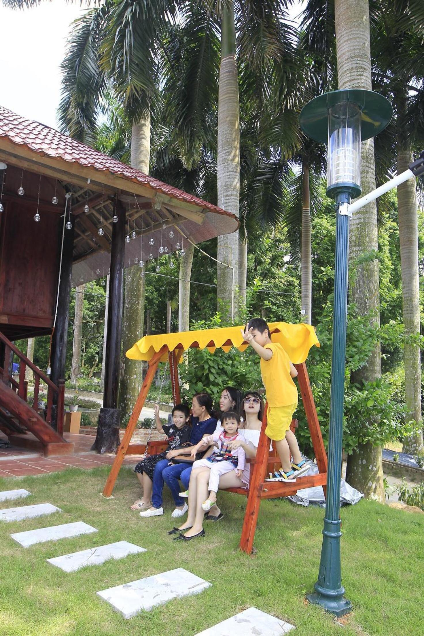 Royal Palm Garden Sóc Sơn - Venue Travel