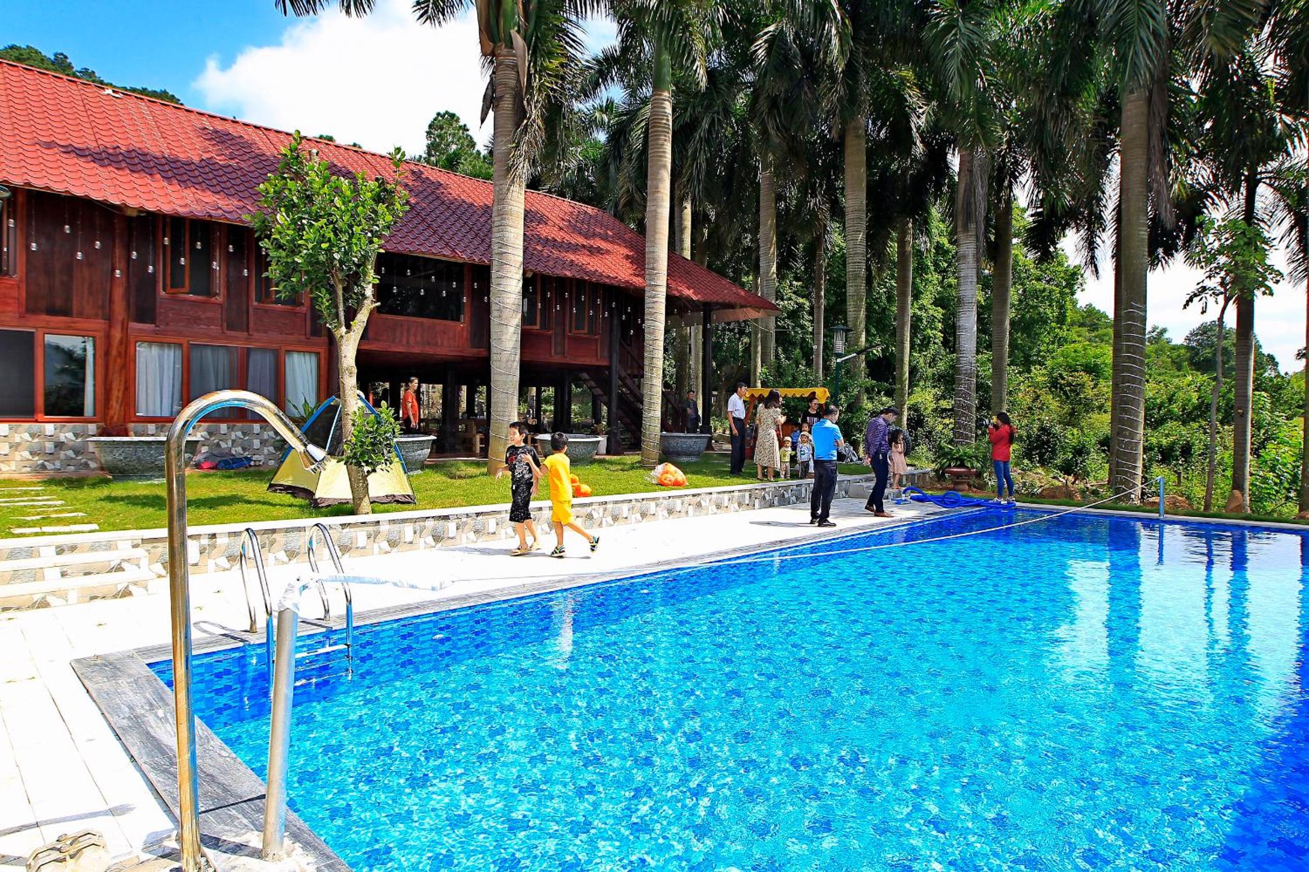 Royal Palm Garden Sóc Sơn - Venue Travel
