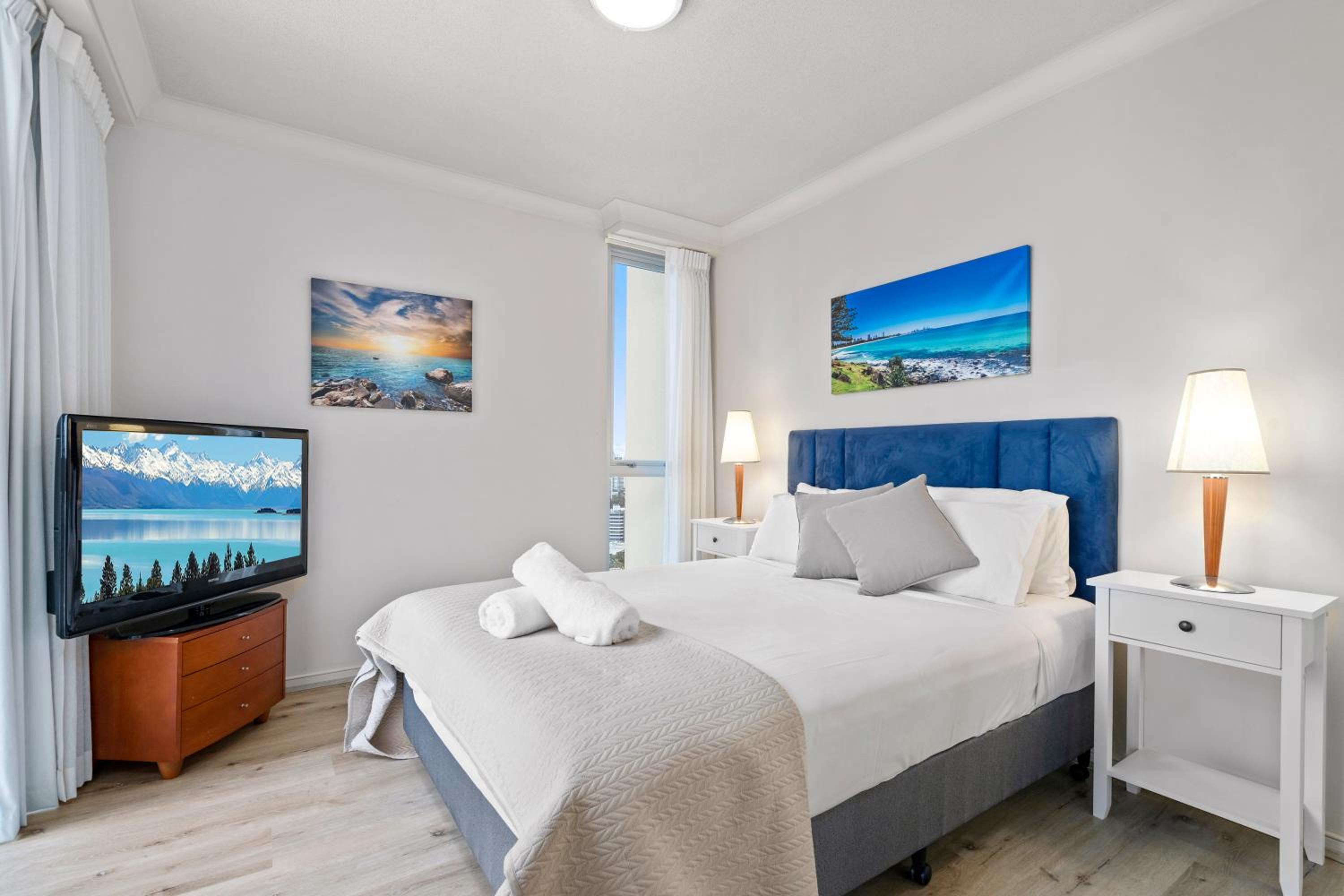 Towers of Chevron - Private Apartments - Hosted by Coastal Letting Co.