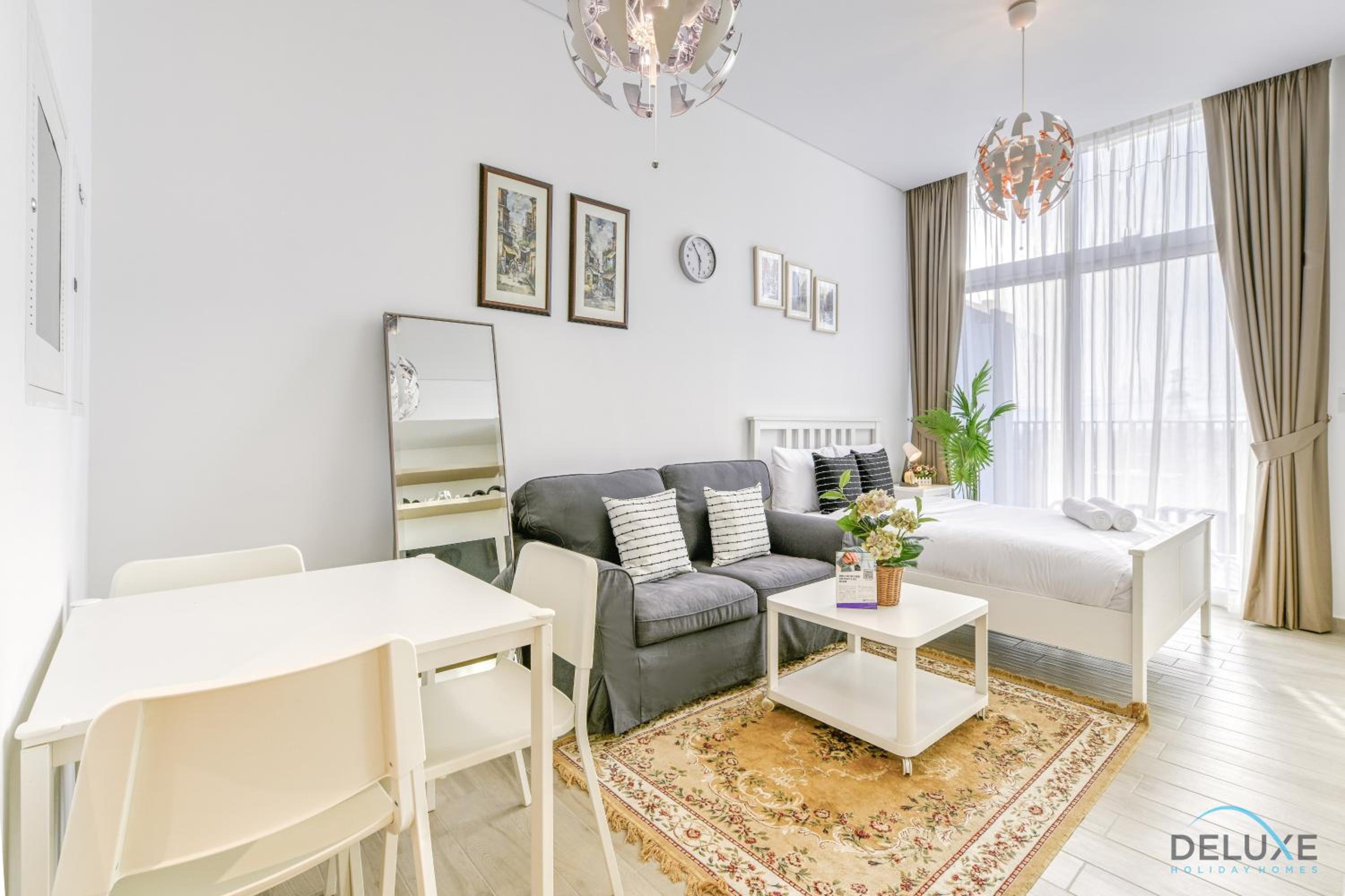 Cheerful Studio at Belgravia Tower JVC by Deluxe Holiday homes — Dubai photo 4