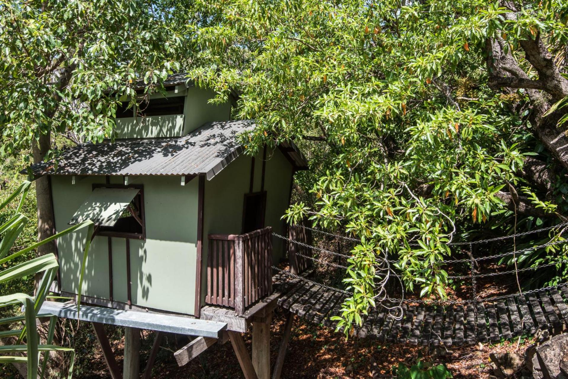 Indulge in the Lap of Luxury, Iluka is Your Private Ocean-view Haven on Half an Acre with Infinity Pool and Two Golf Buggies