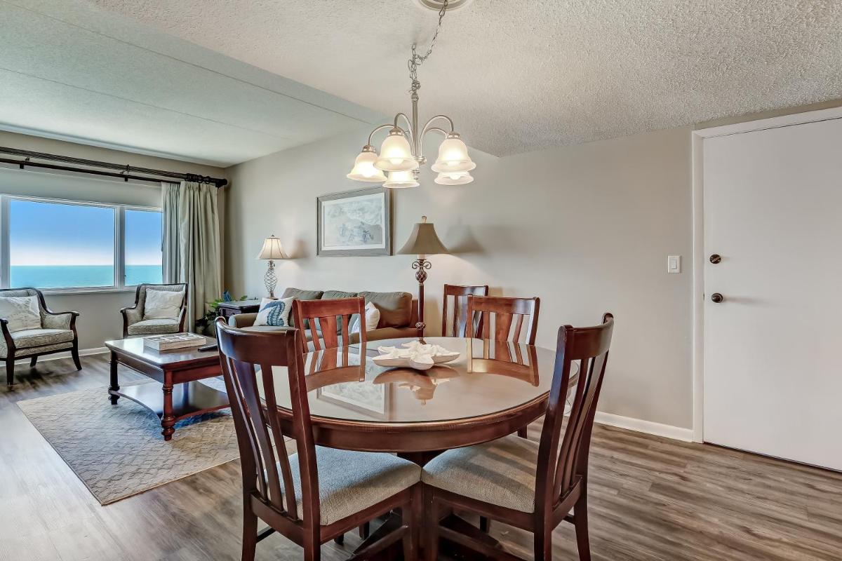 Atlantic Ocean View Condo with Private Balcony and Access to Beachside Pool condo view 4