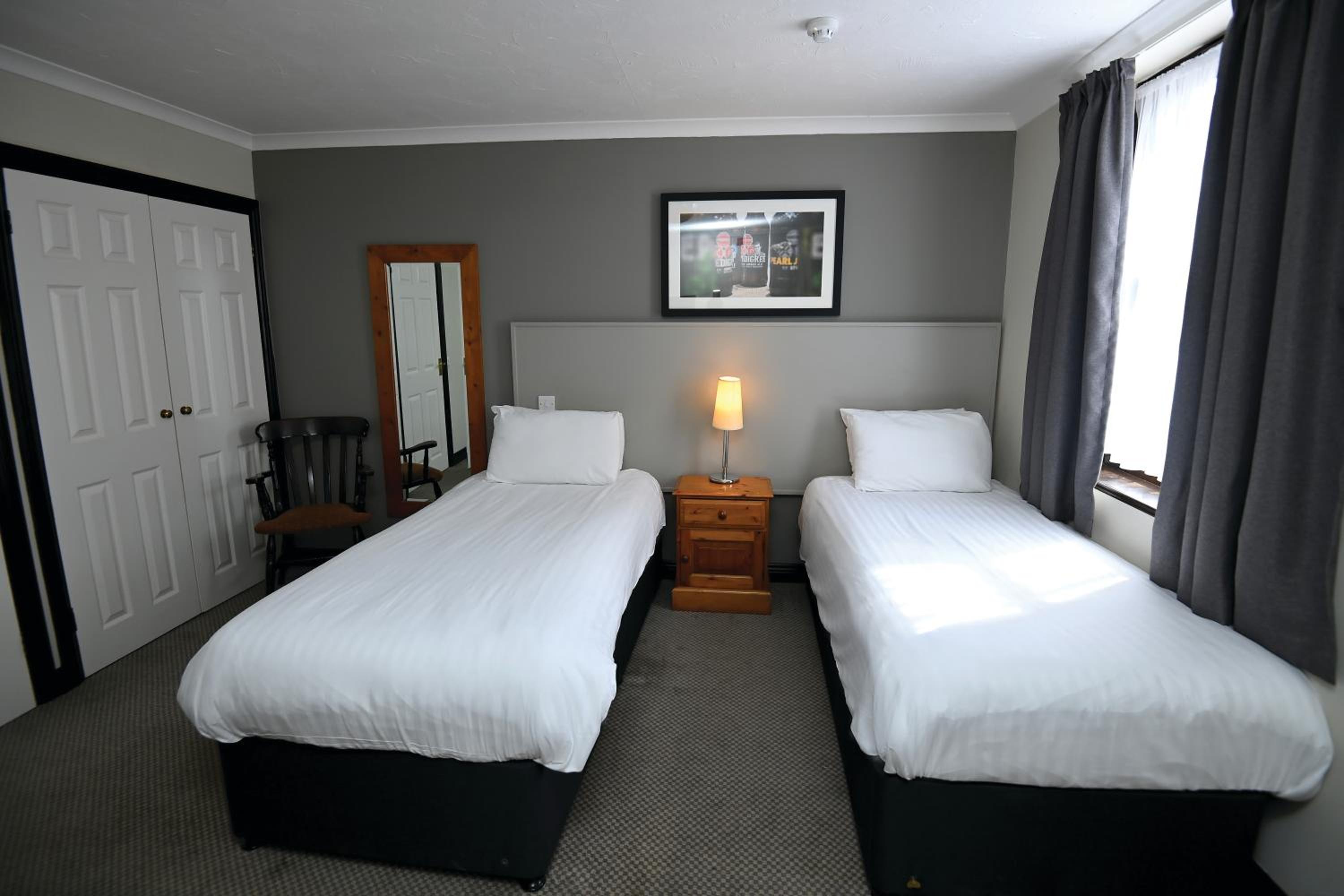 Bridgwater Vacations - Admiral's Table, Bridgwater by Marston's Inns - Property Image 4