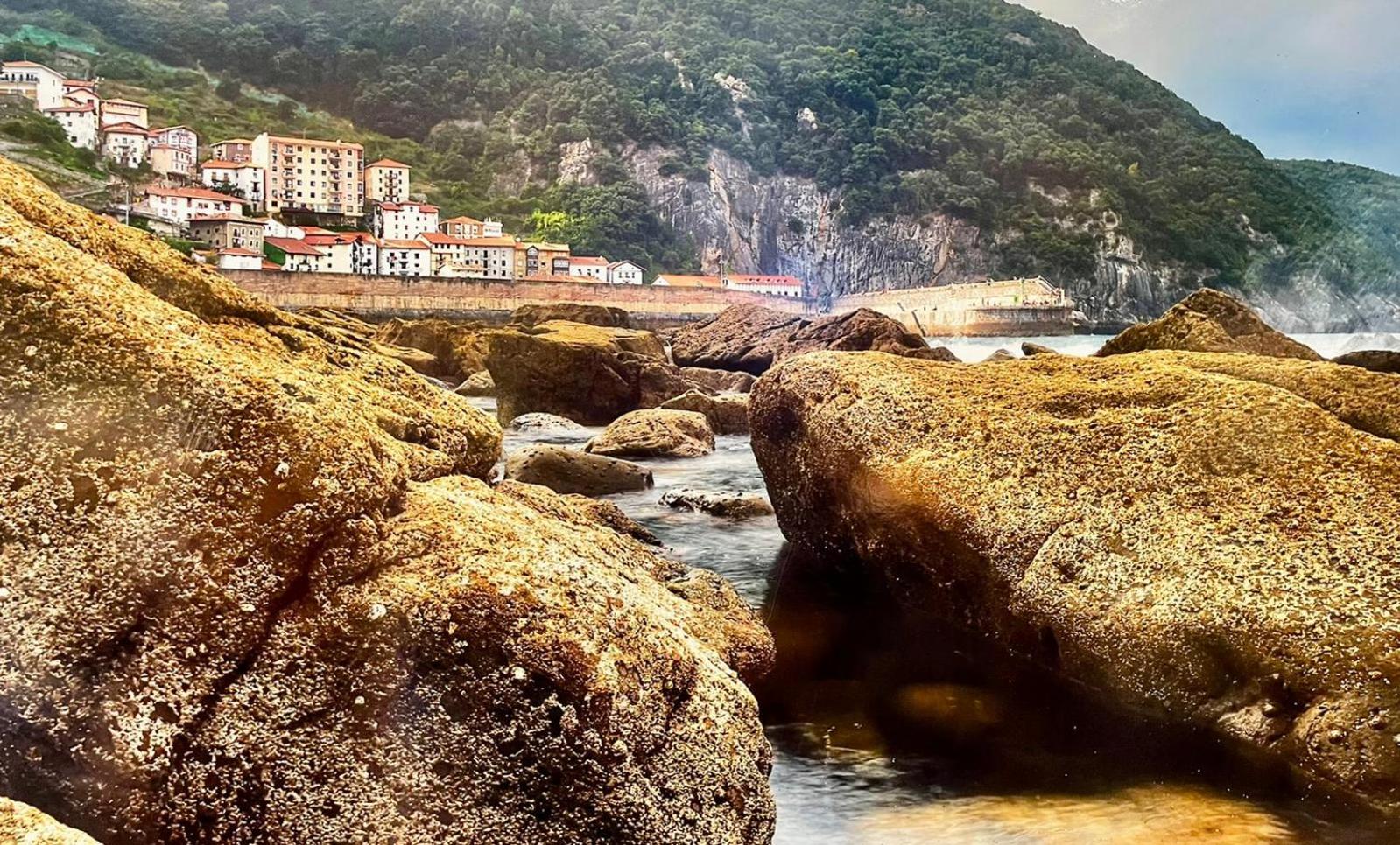 Precioso apartamento en el puerto de Elantxobe