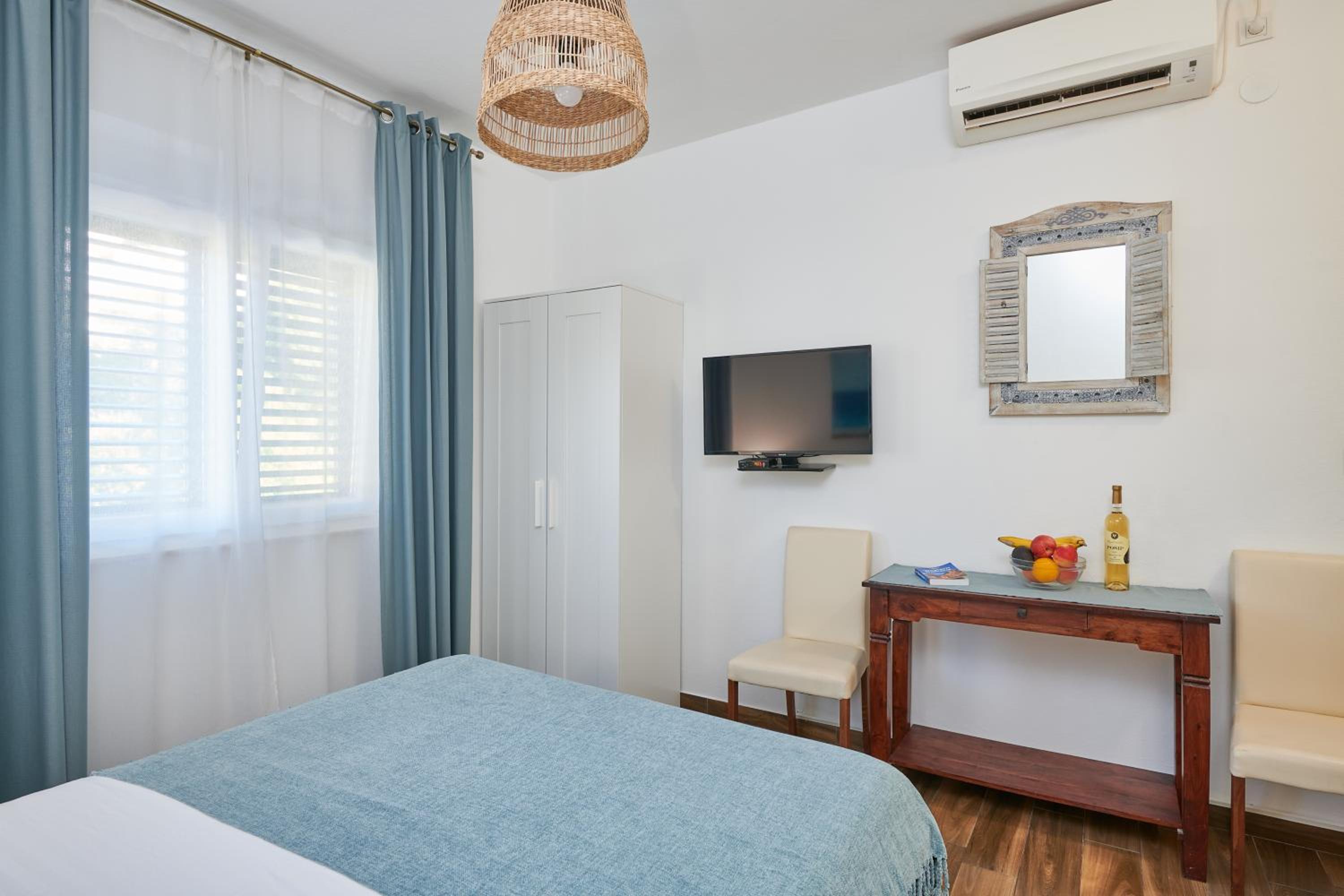 Studio apartment Tramonto view 3