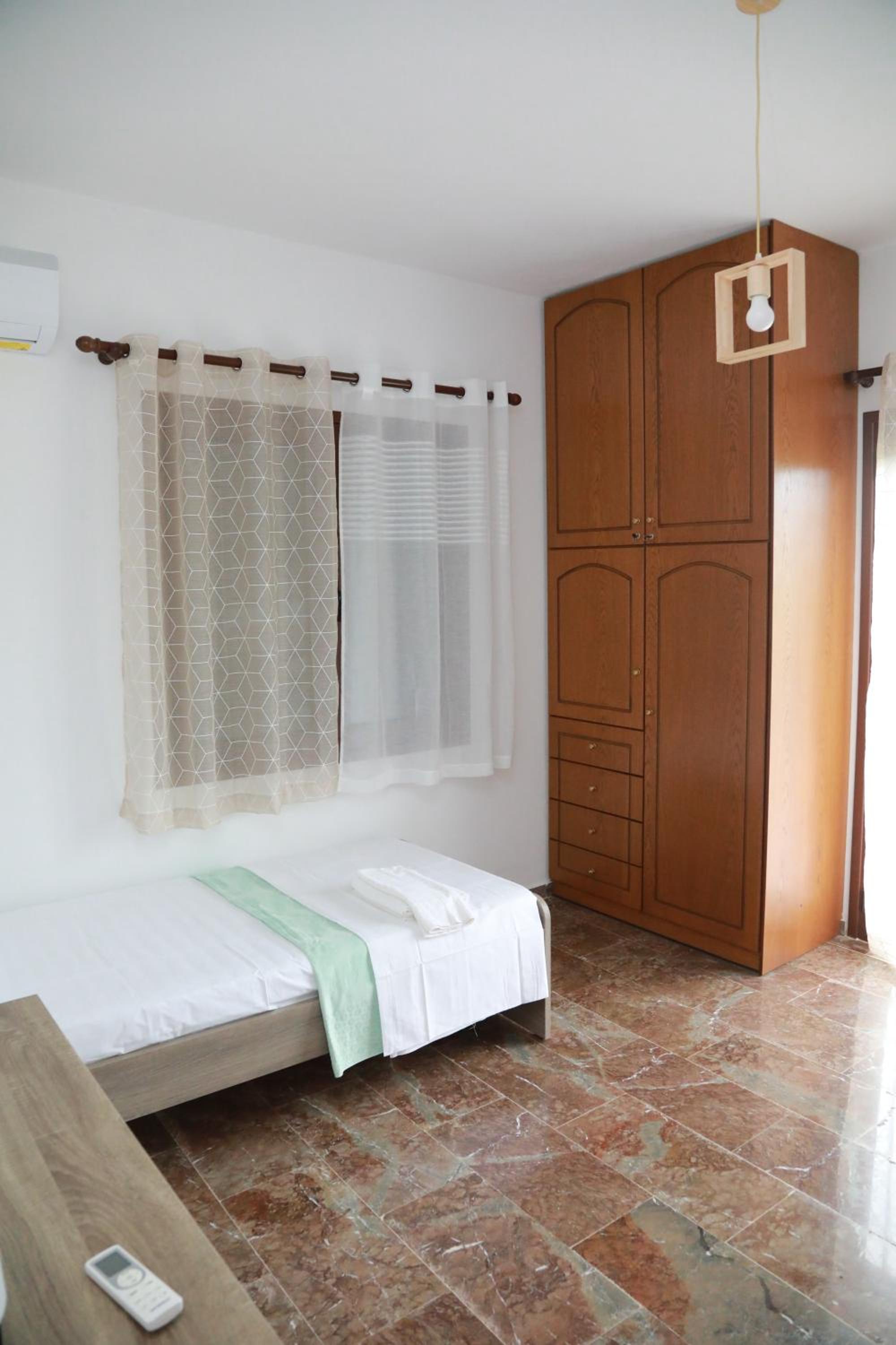 Lemon tree house photo 5