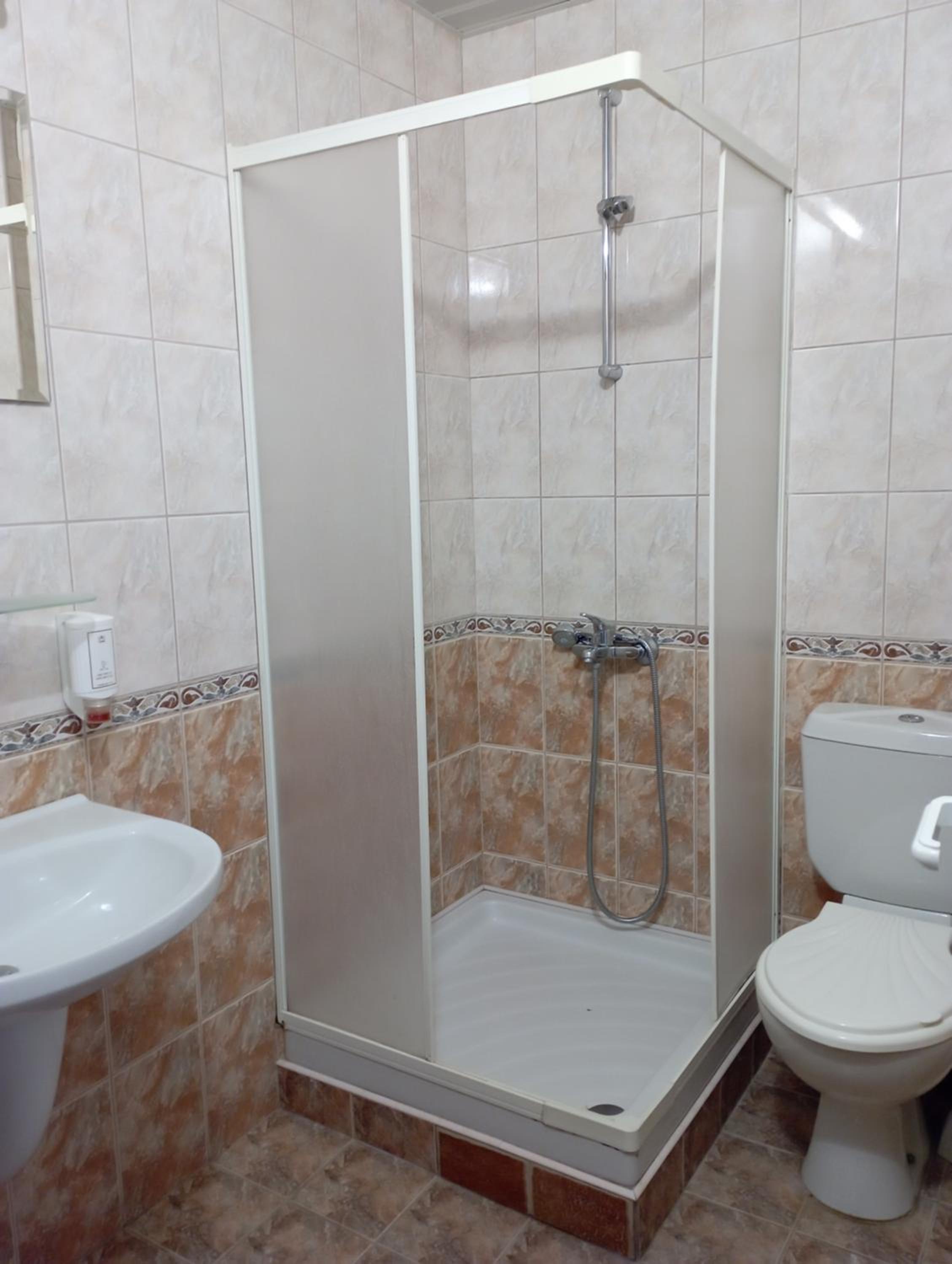 Toncho's Guest House for 16 guests