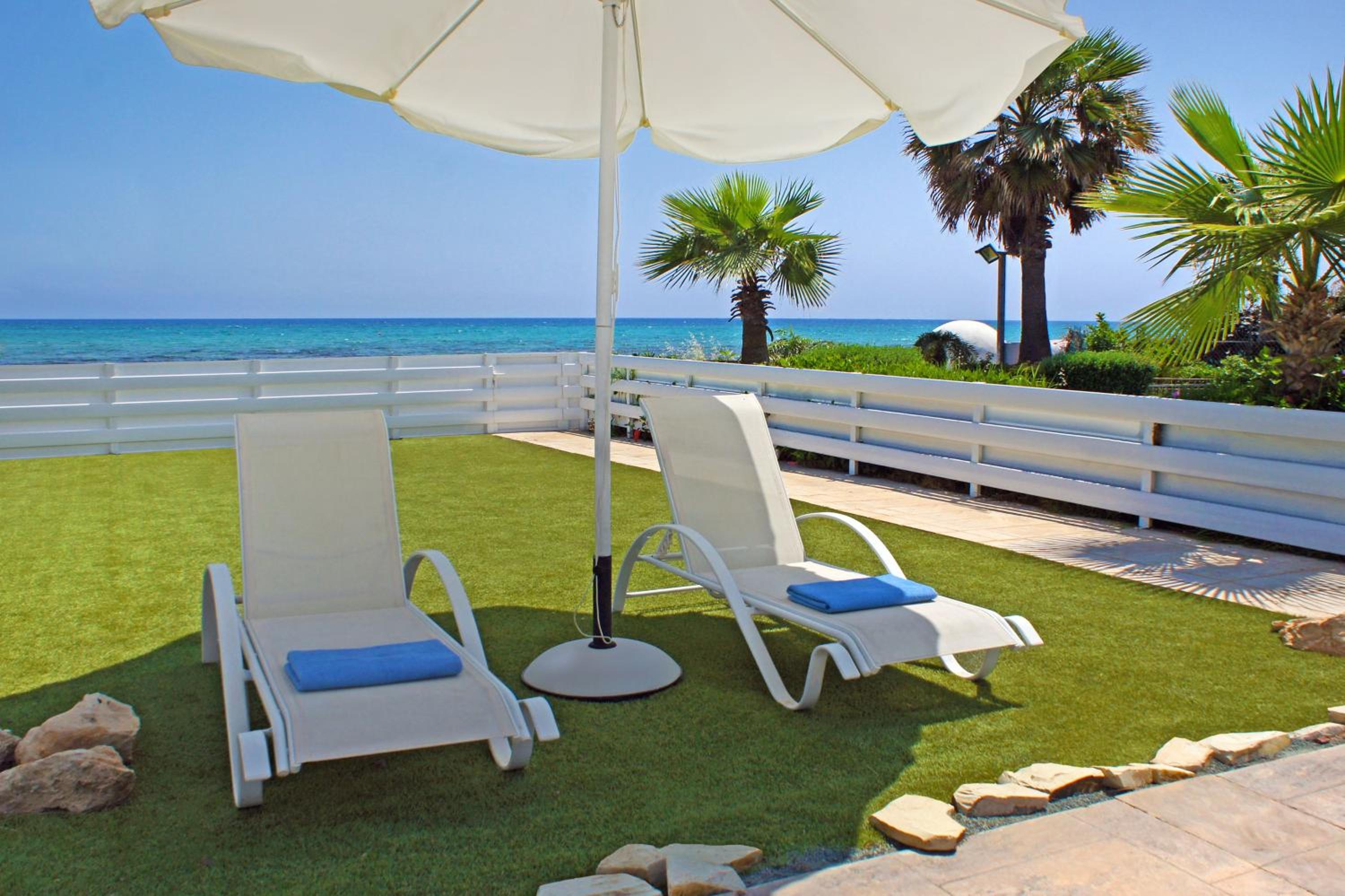Villa Aphrodisia - Seafront