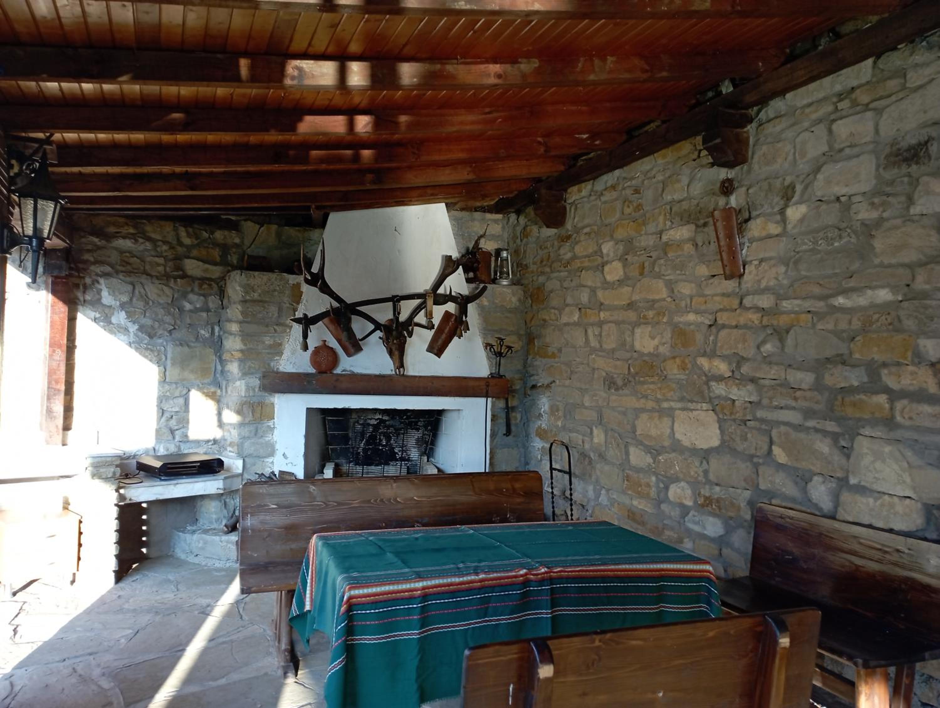 Toncho's Guest House for 16 guests