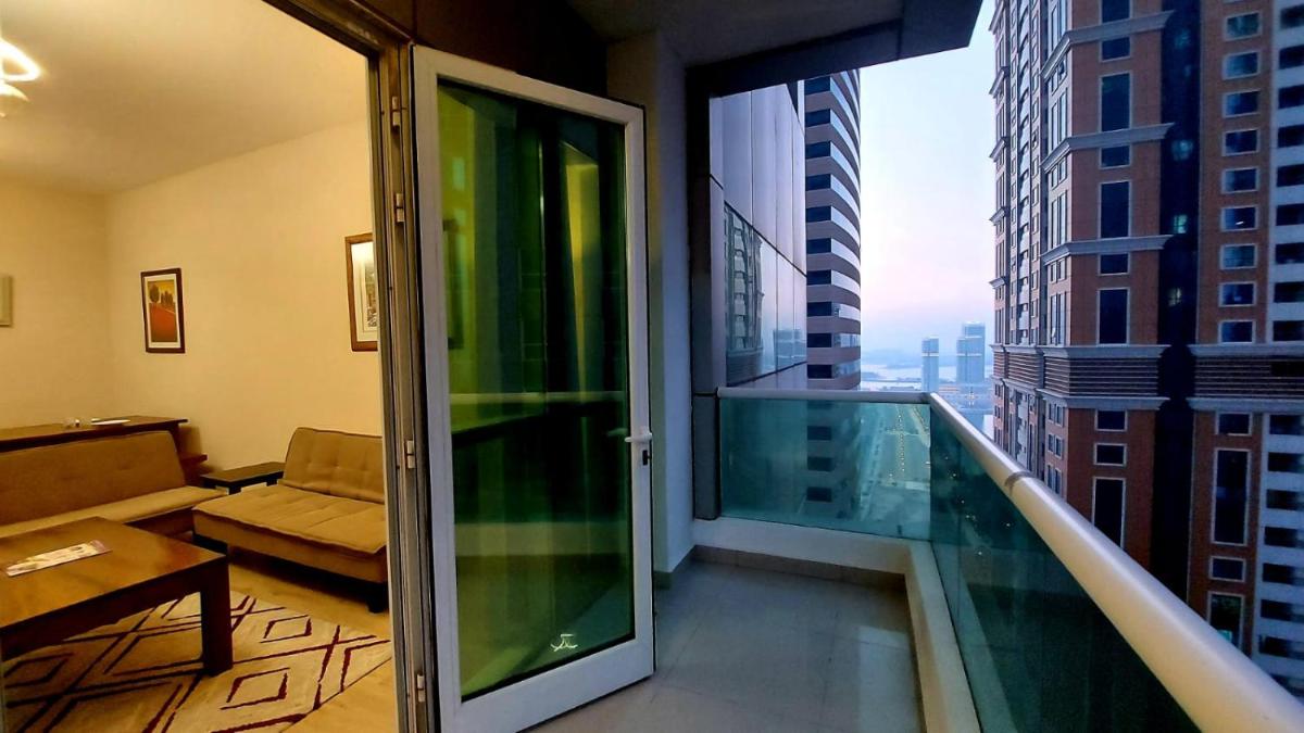 Entire private self catered sea view Apartments marina