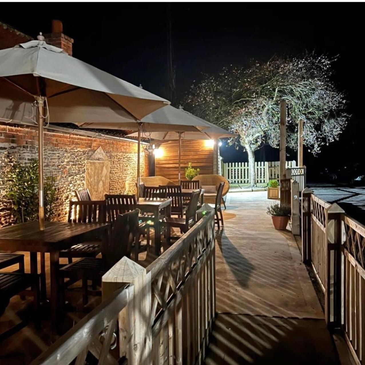 The Boot and Shoe Inn