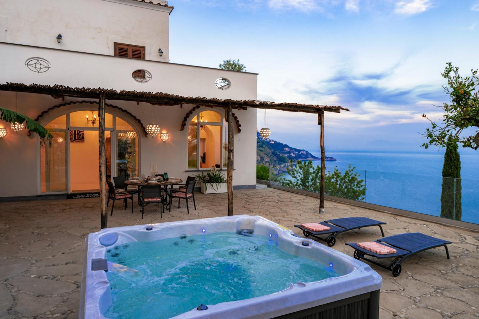 Villa Mimina - Exclusive villa with garden, Jacuzzi and sea view photo 2