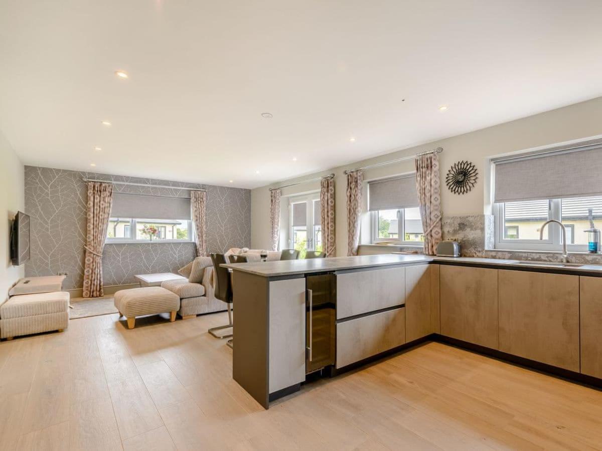 Willows Cottage view 4
