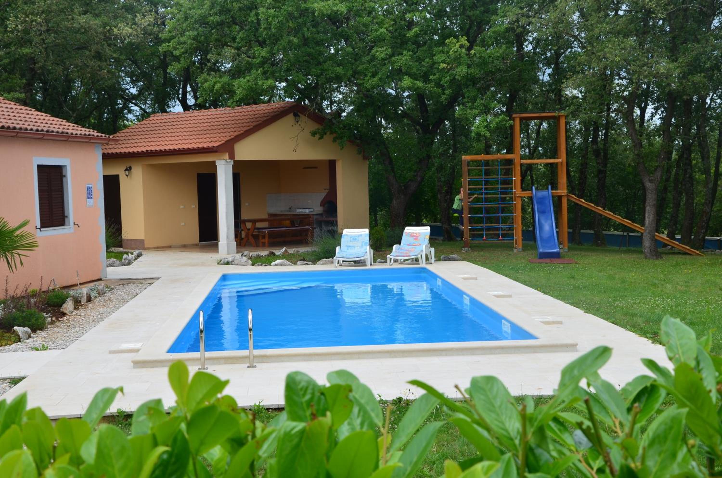 Villa Fragola - Holiday house with large garden view 2
