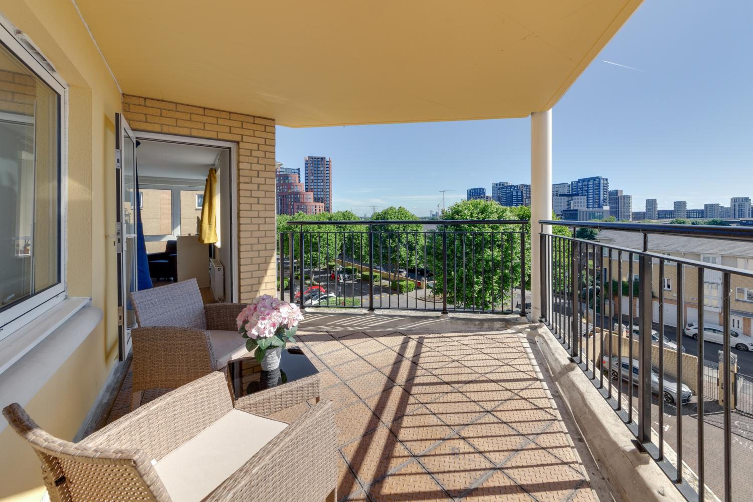 Flourish Apartment - Constant Court - Canary Wharf